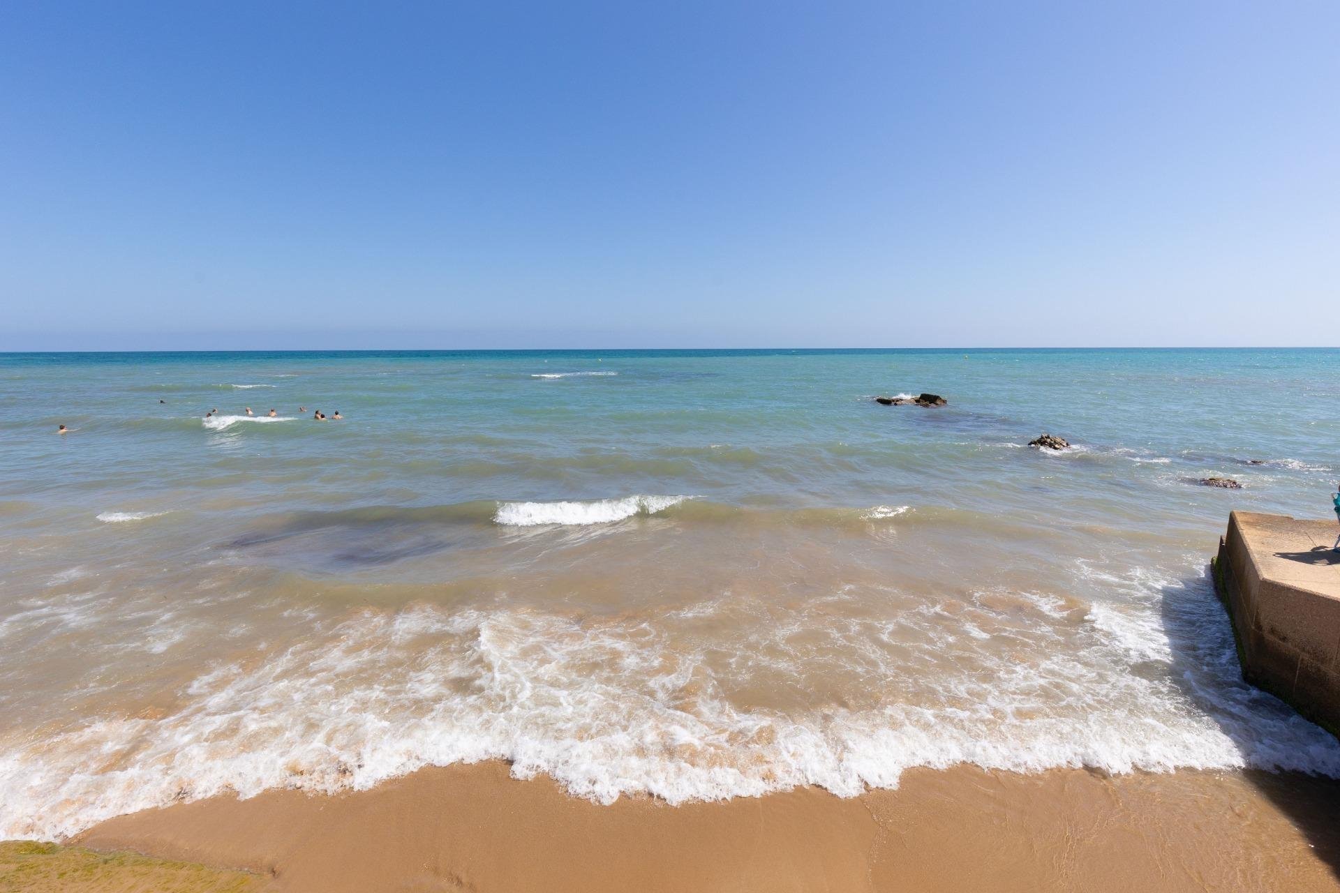 Återförsäljning - Apartment -
Torrevieja - La Mata