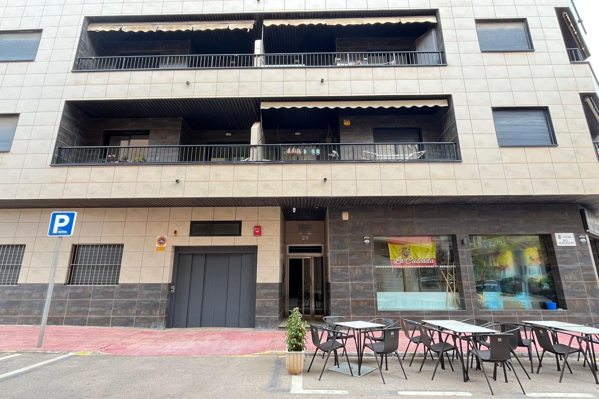 Återförsäljning - Apartment -
Torrevieja - La Mata