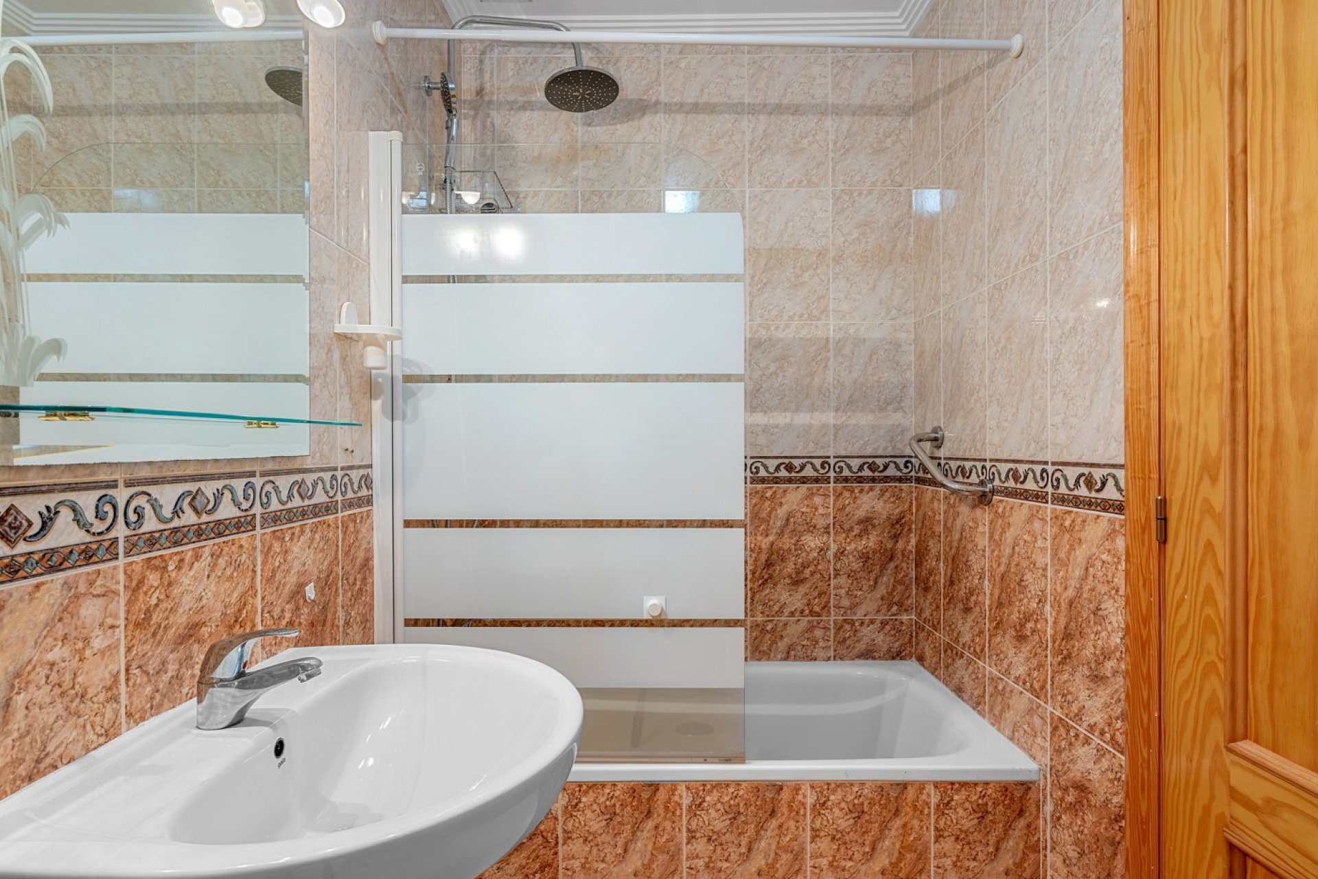 Återförsäljning - Apartment -
Torrevieja - La Mata
