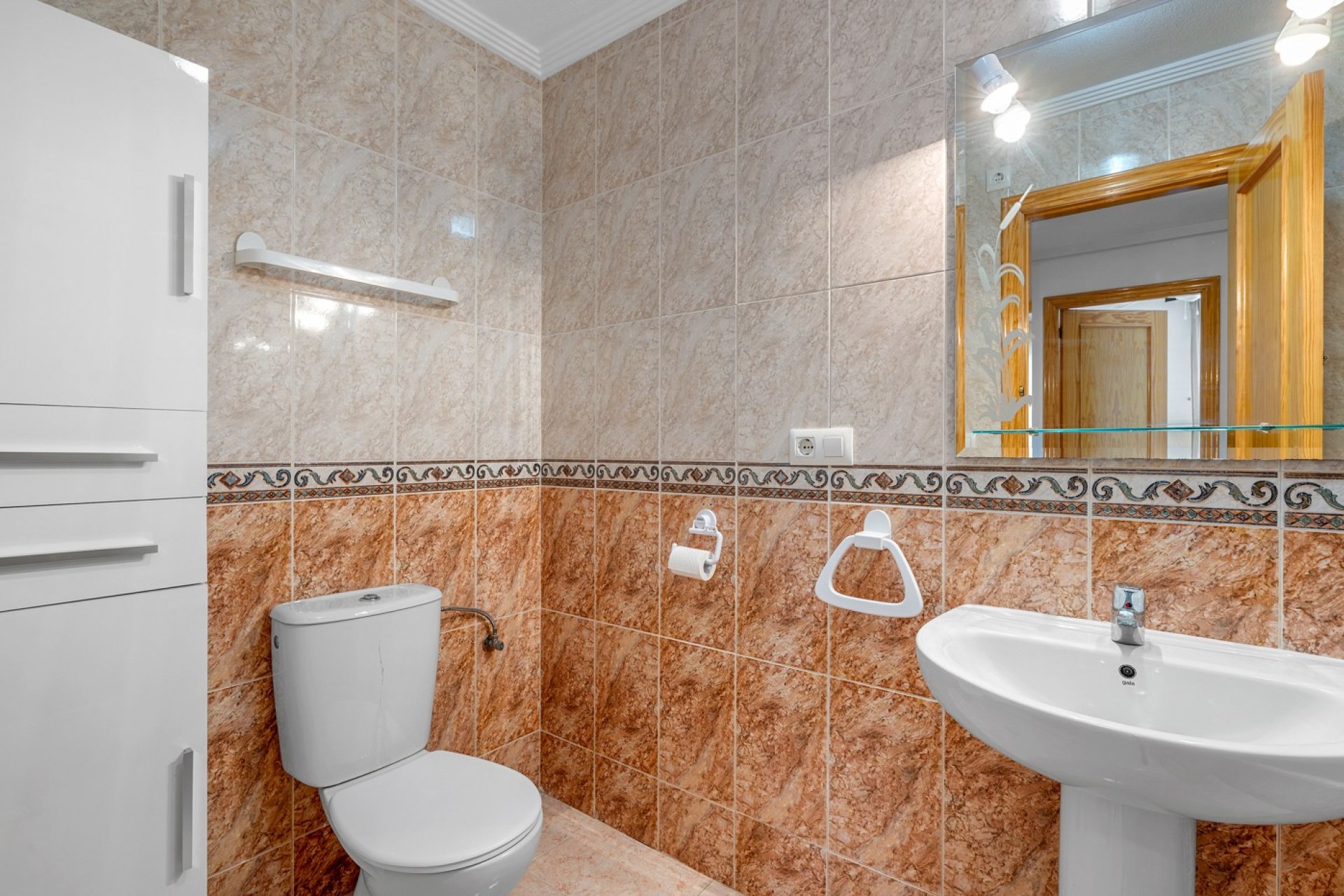 Återförsäljning - Apartment -
Torrevieja - La Mata