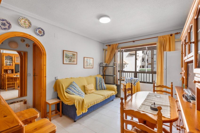 Återförsäljning - Apartment -
Torrevieja - La Mata