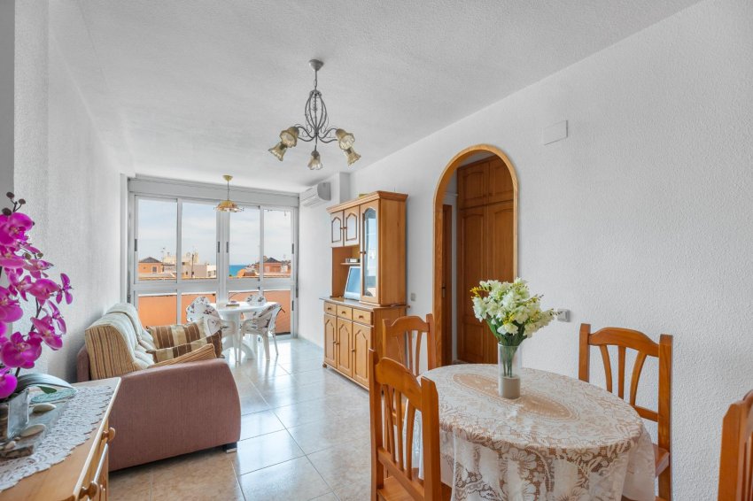 Återförsäljning - Apartment -
Torrevieja - La Mata