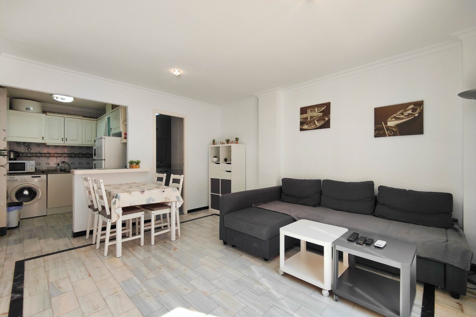 Återförsäljning - Apartment -
Torrevieja - La Mata