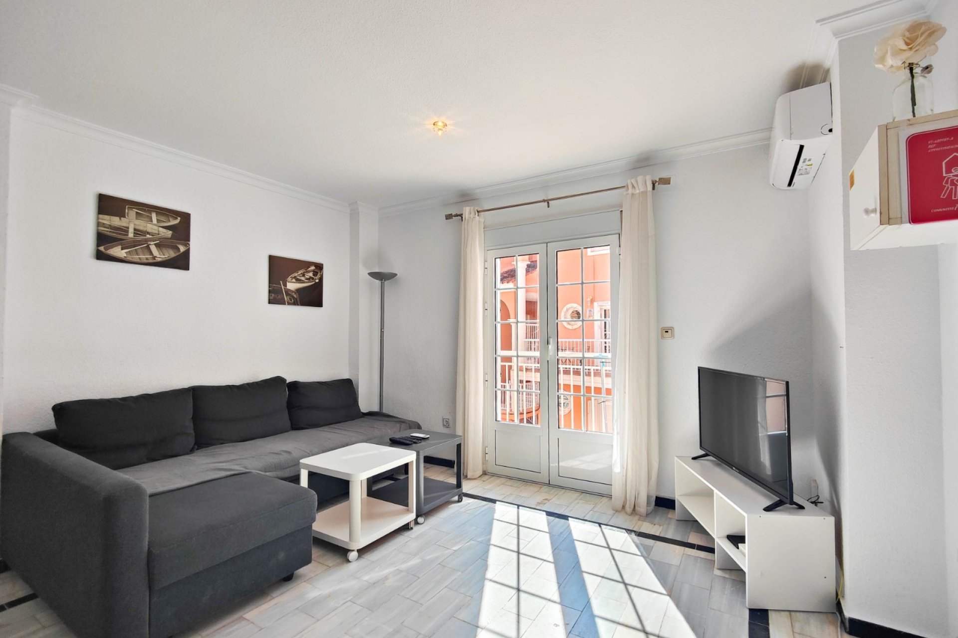 Återförsäljning - Apartment -
Torrevieja - La Mata