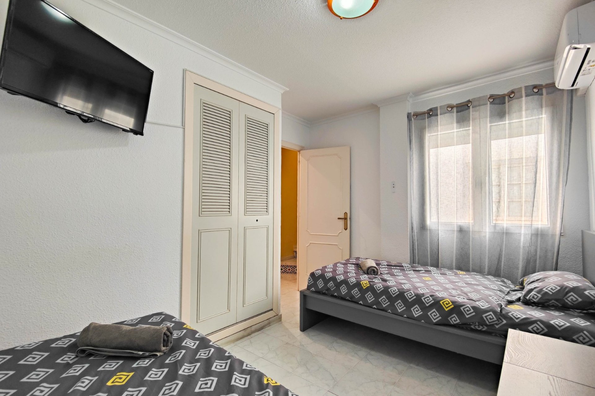 Återförsäljning - Apartment -
Torrevieja - La Mata