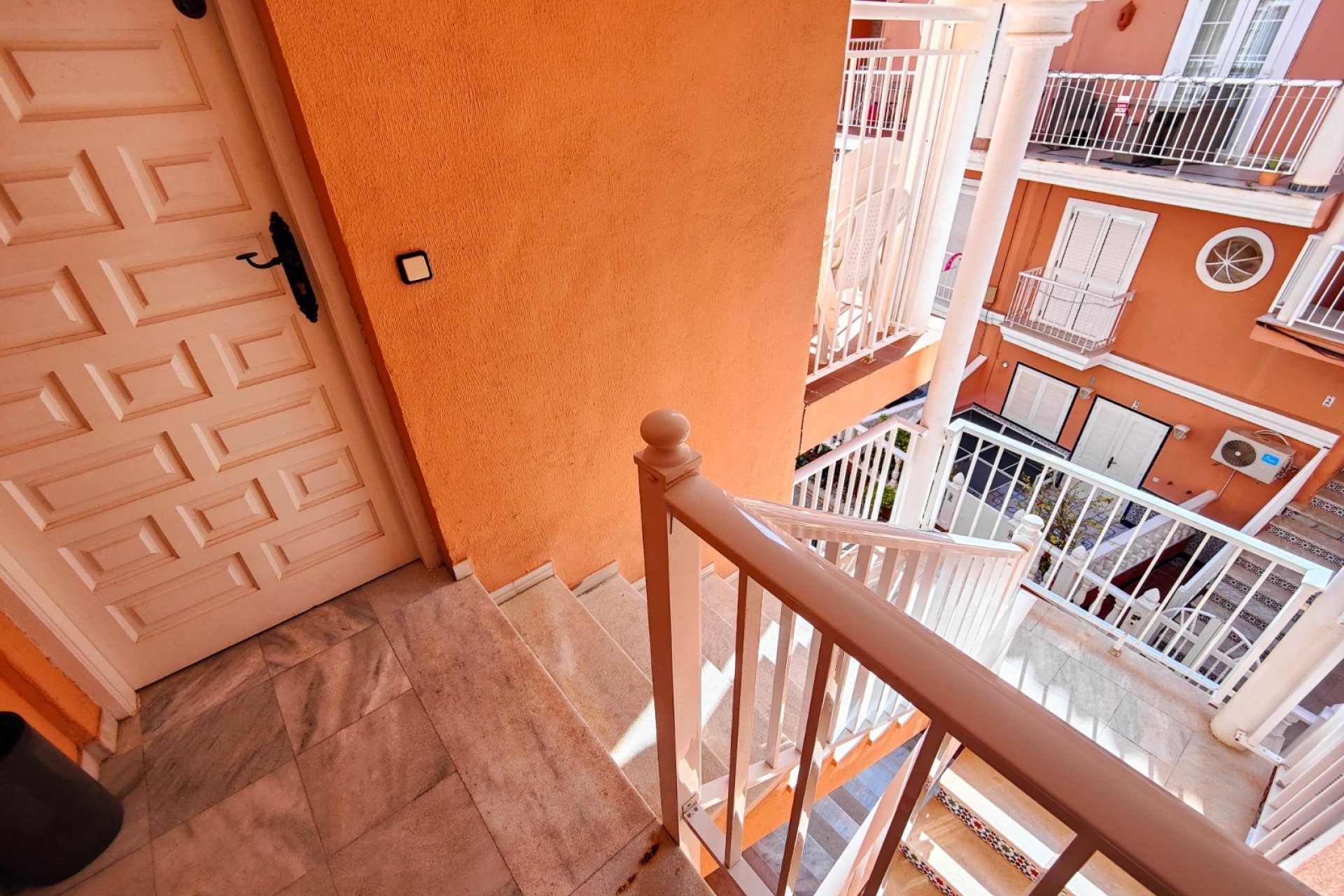 Återförsäljning - Apartment -
Torrevieja - La Mata