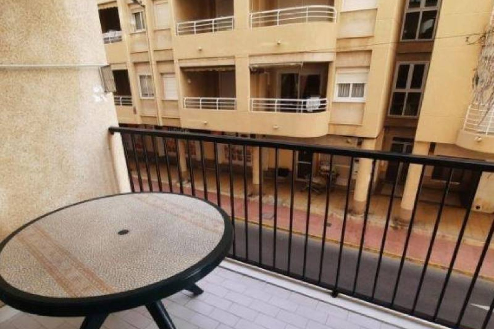 Återförsäljning - Apartment -
Torrevieja - La Mata