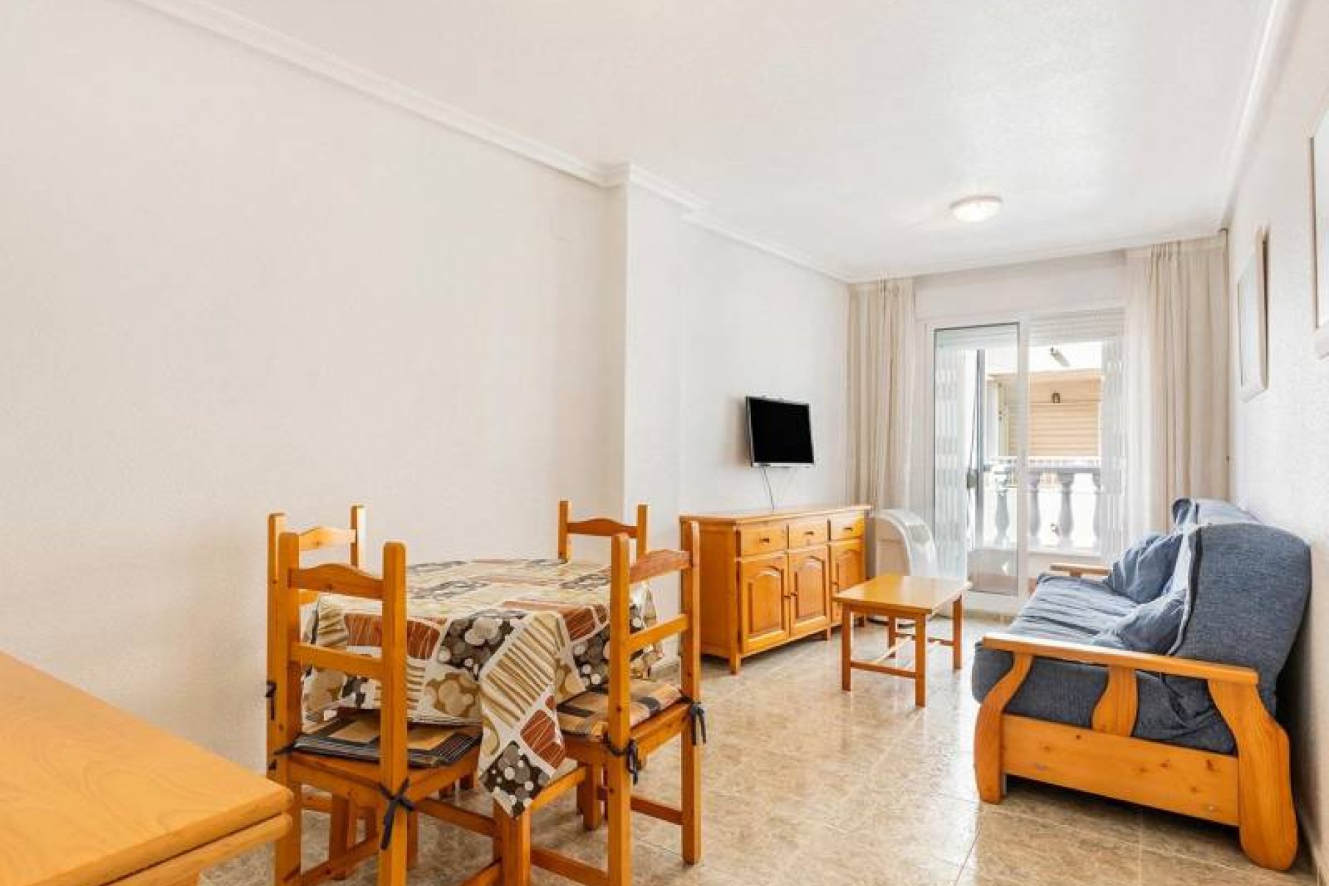 Återförsäljning - Apartment -
Torrevieja - La Mata