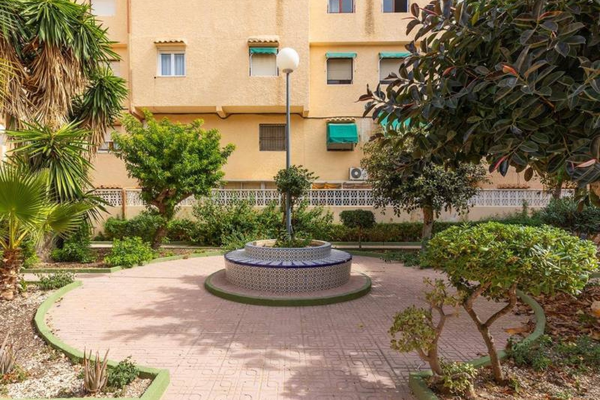 Återförsäljning - Apartment -
Torrevieja - La Mata