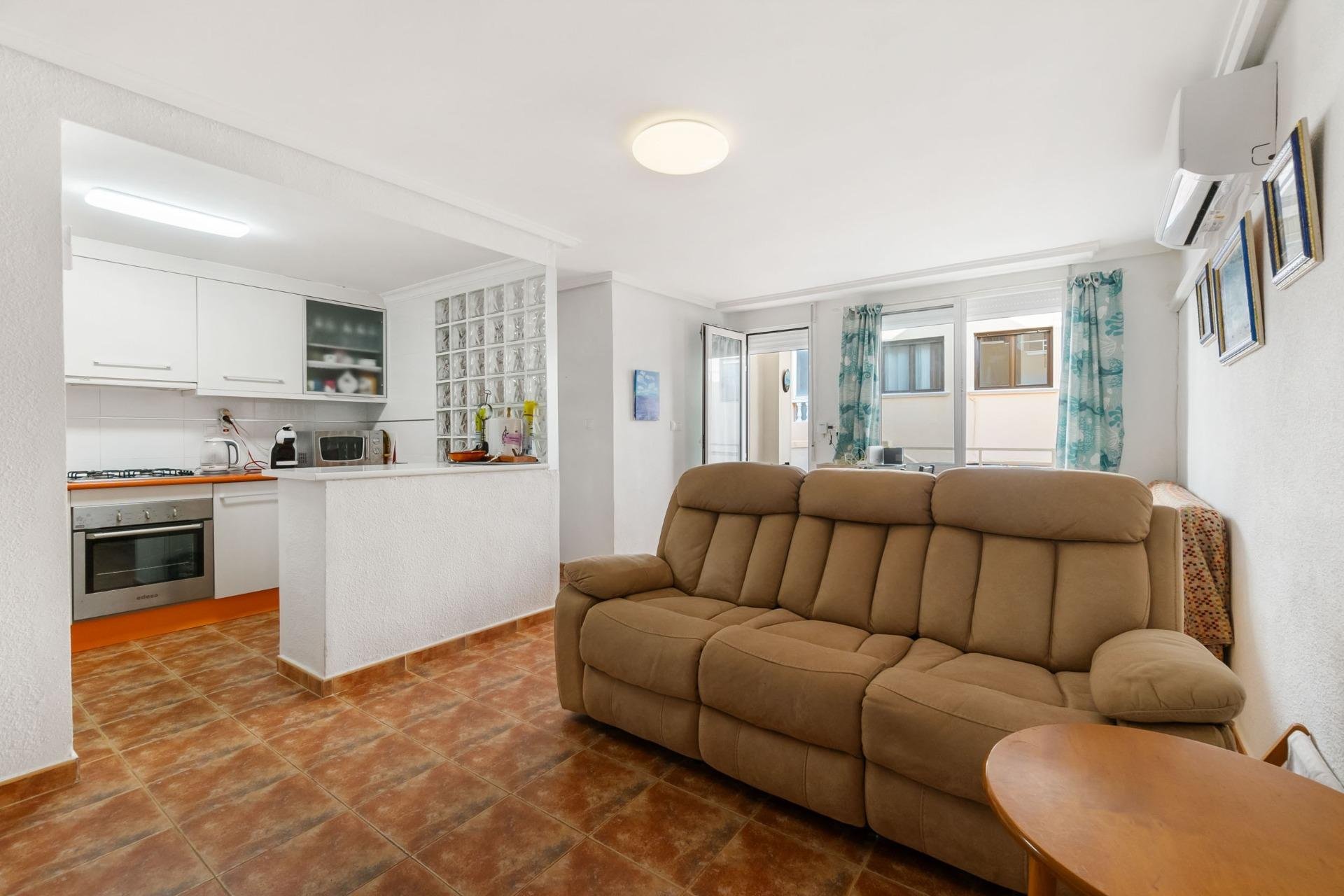 Återförsäljning - Apartment -
Torrevieja - La Mata