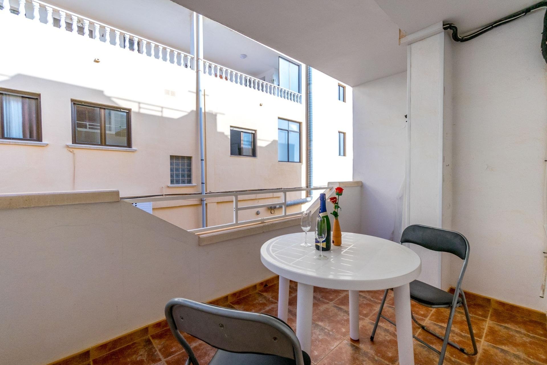 Återförsäljning - Apartment -
Torrevieja - La Mata