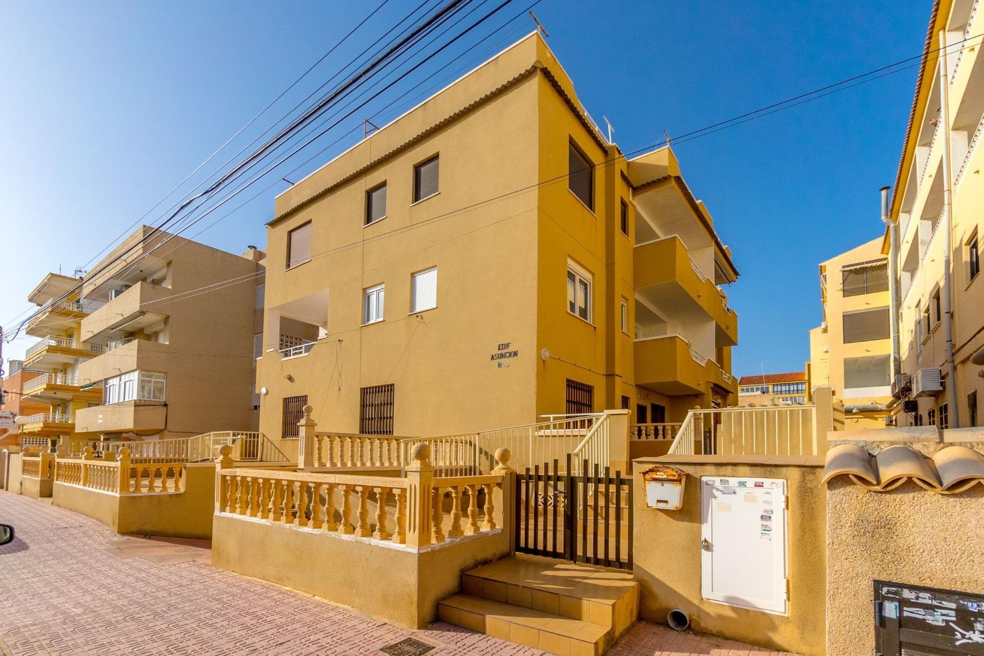 Återförsäljning - Apartment -
Torrevieja - La Mata