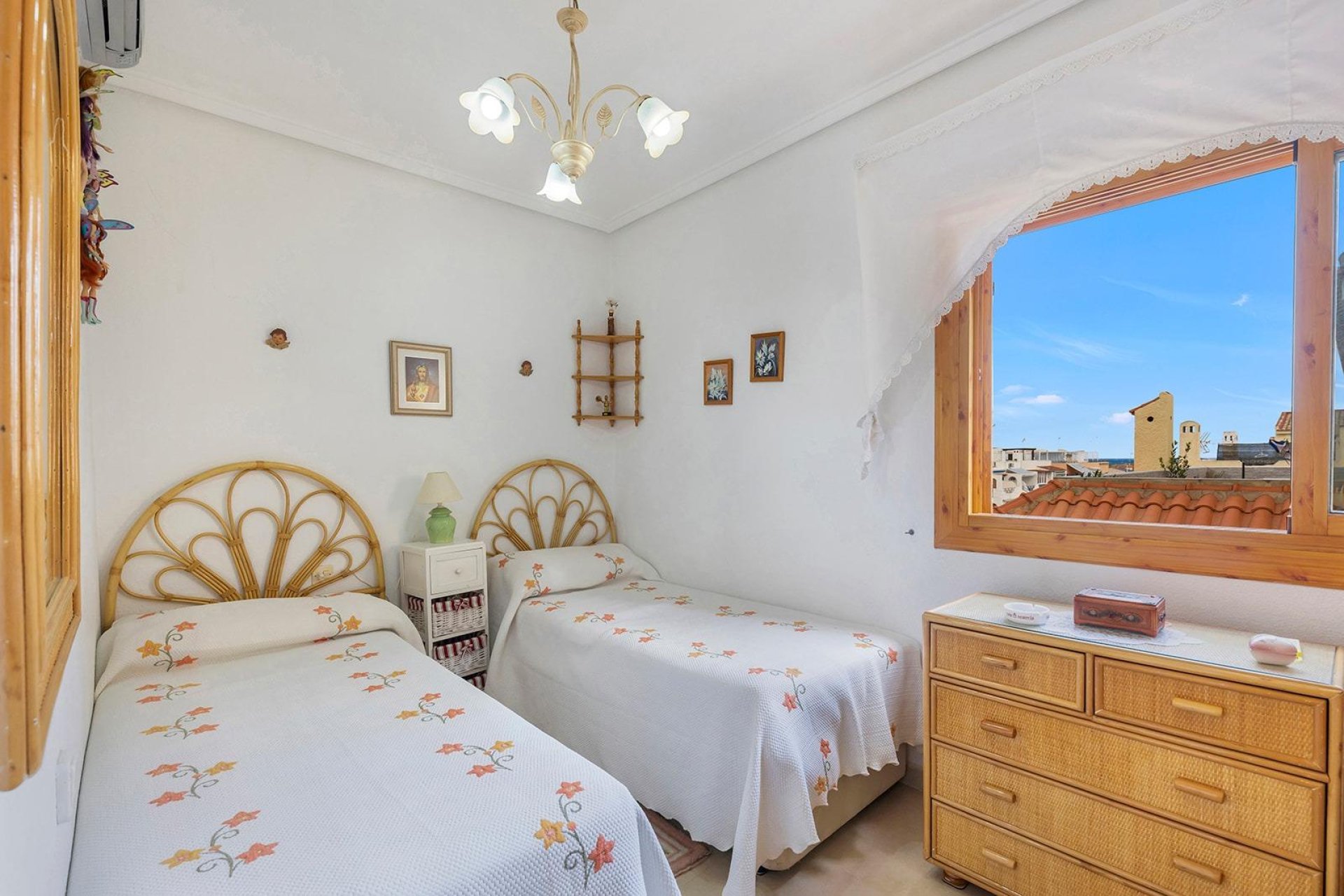 Återförsäljning - Apartment -
Torrevieja - La Mata