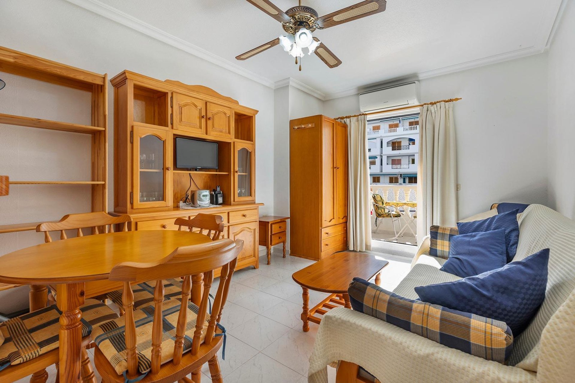 Återförsäljning - Apartment -
Torrevieja - La Mata