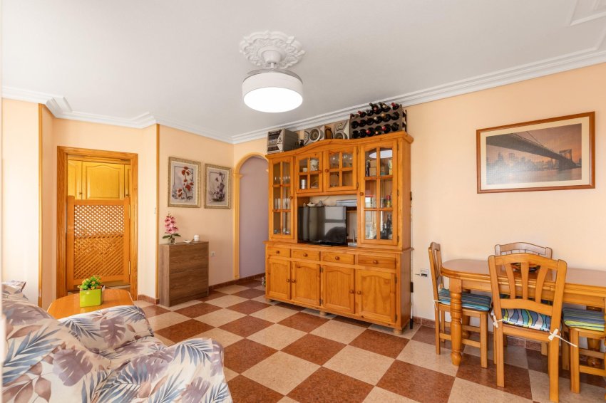 Återförsäljning - Apartment -
Torrevieja - La Mata