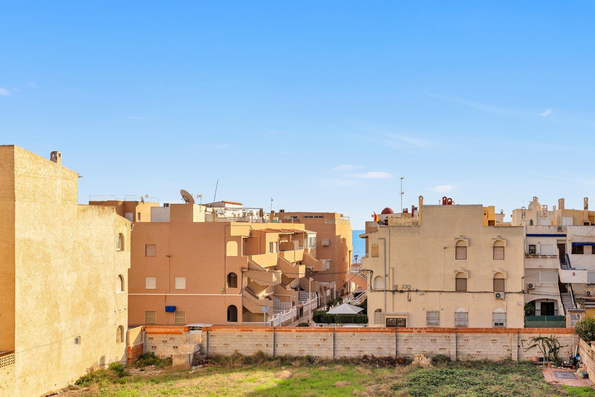 Återförsäljning - Apartment -
Torrevieja - La Mata