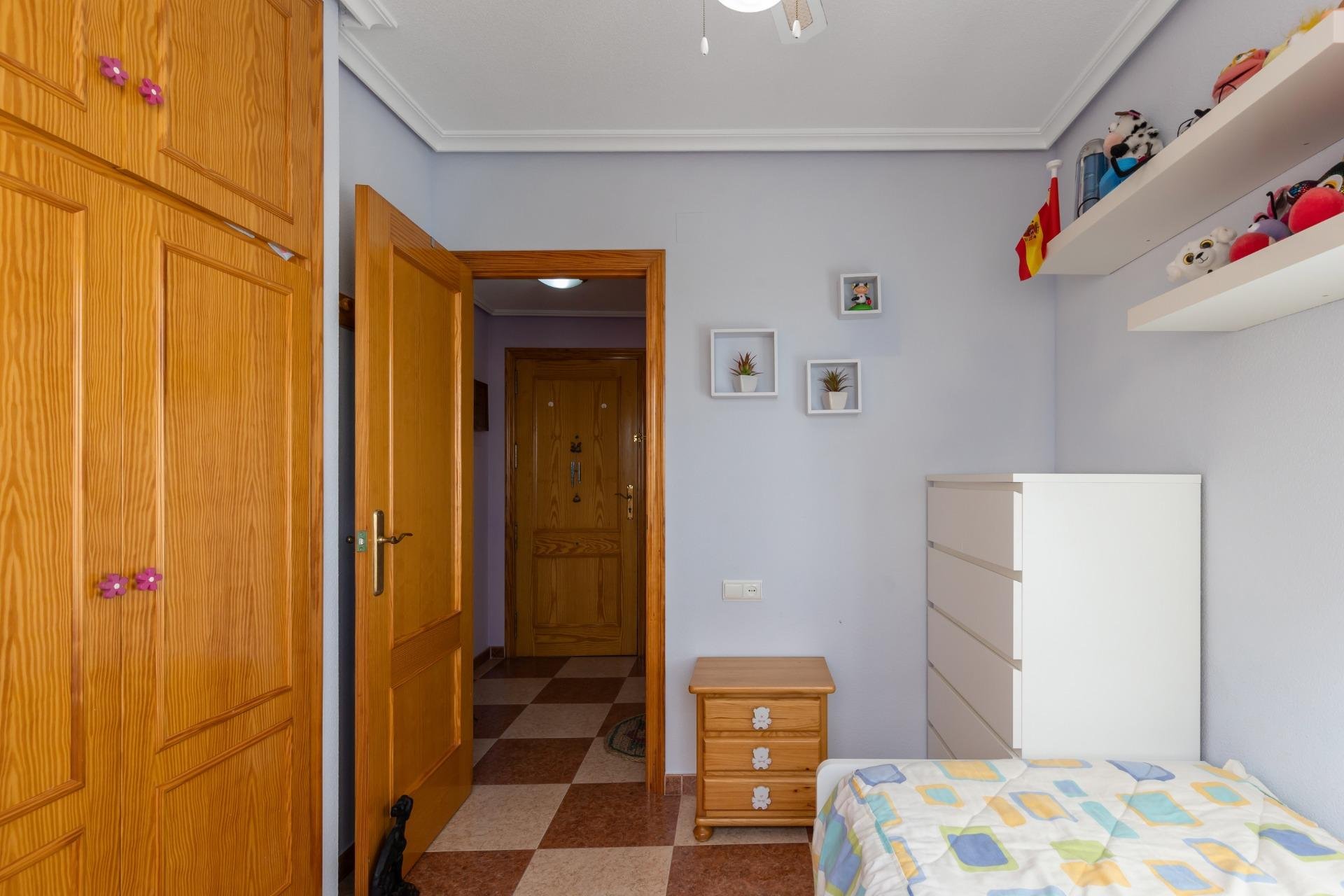 Återförsäljning - Apartment -
Torrevieja - La Mata