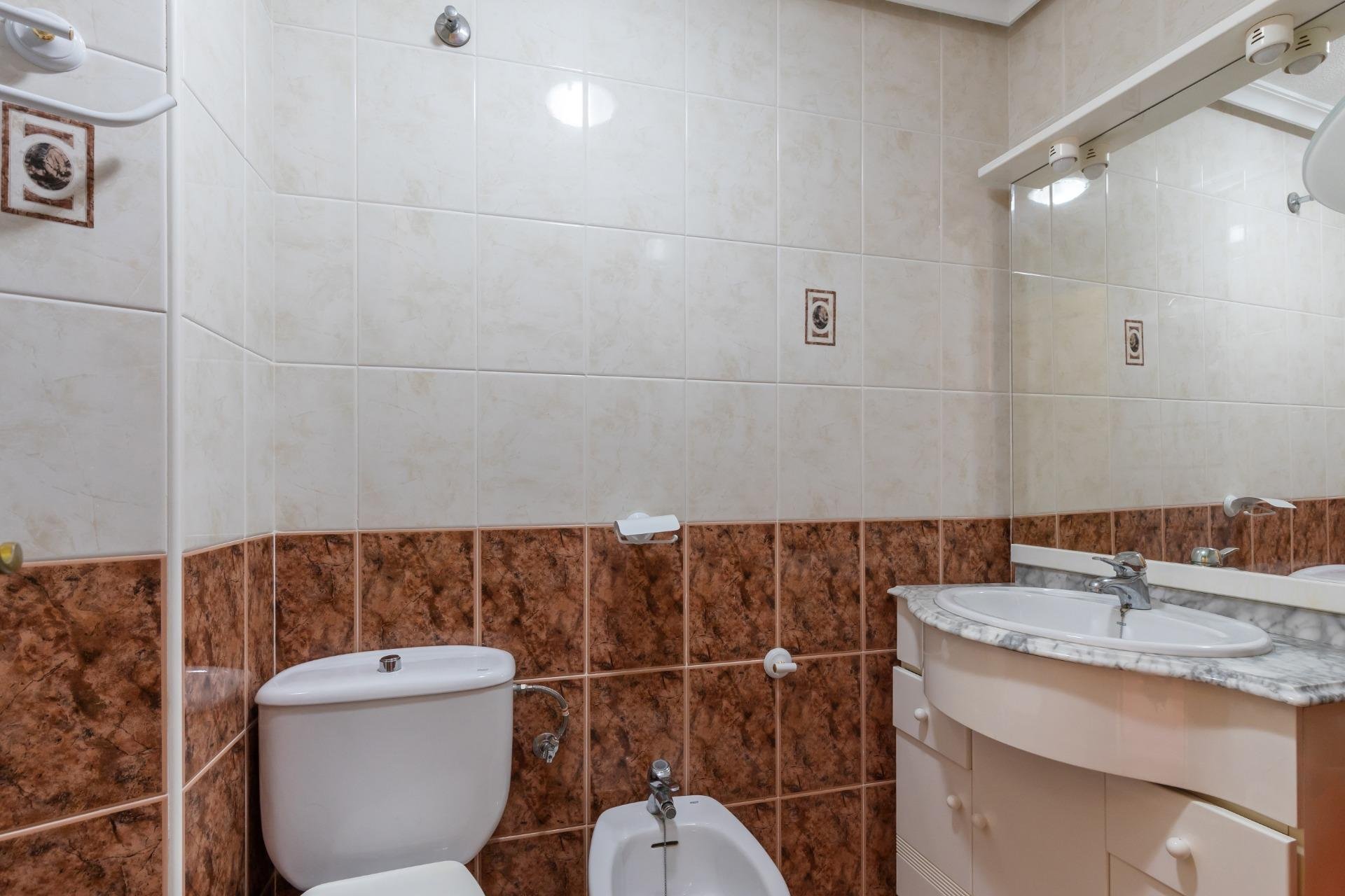 Återförsäljning - Apartment -
Torrevieja - La Mata