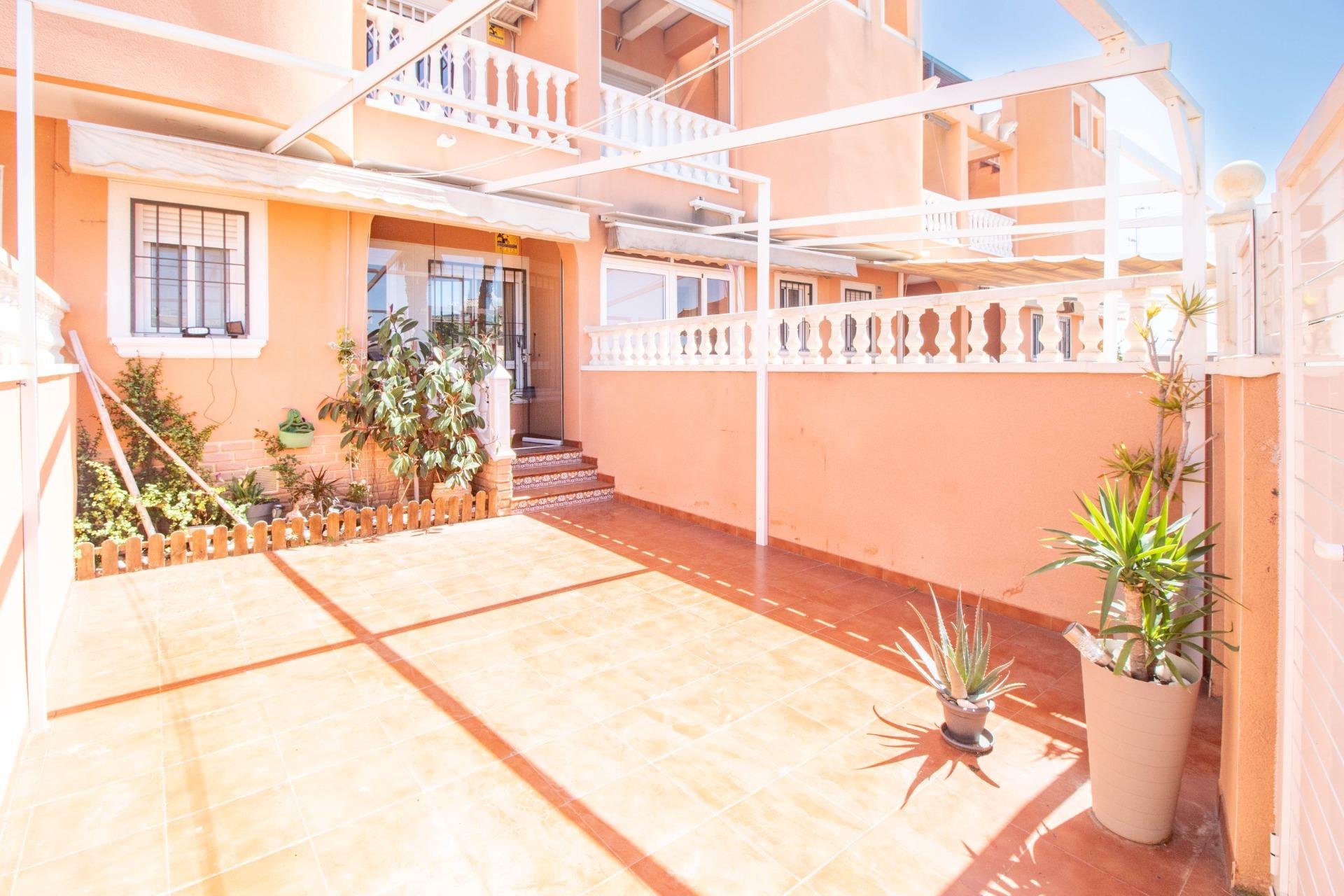 Återförsäljning - Apartment -
Torrevieja - La Siesta - El Salado - Torreta