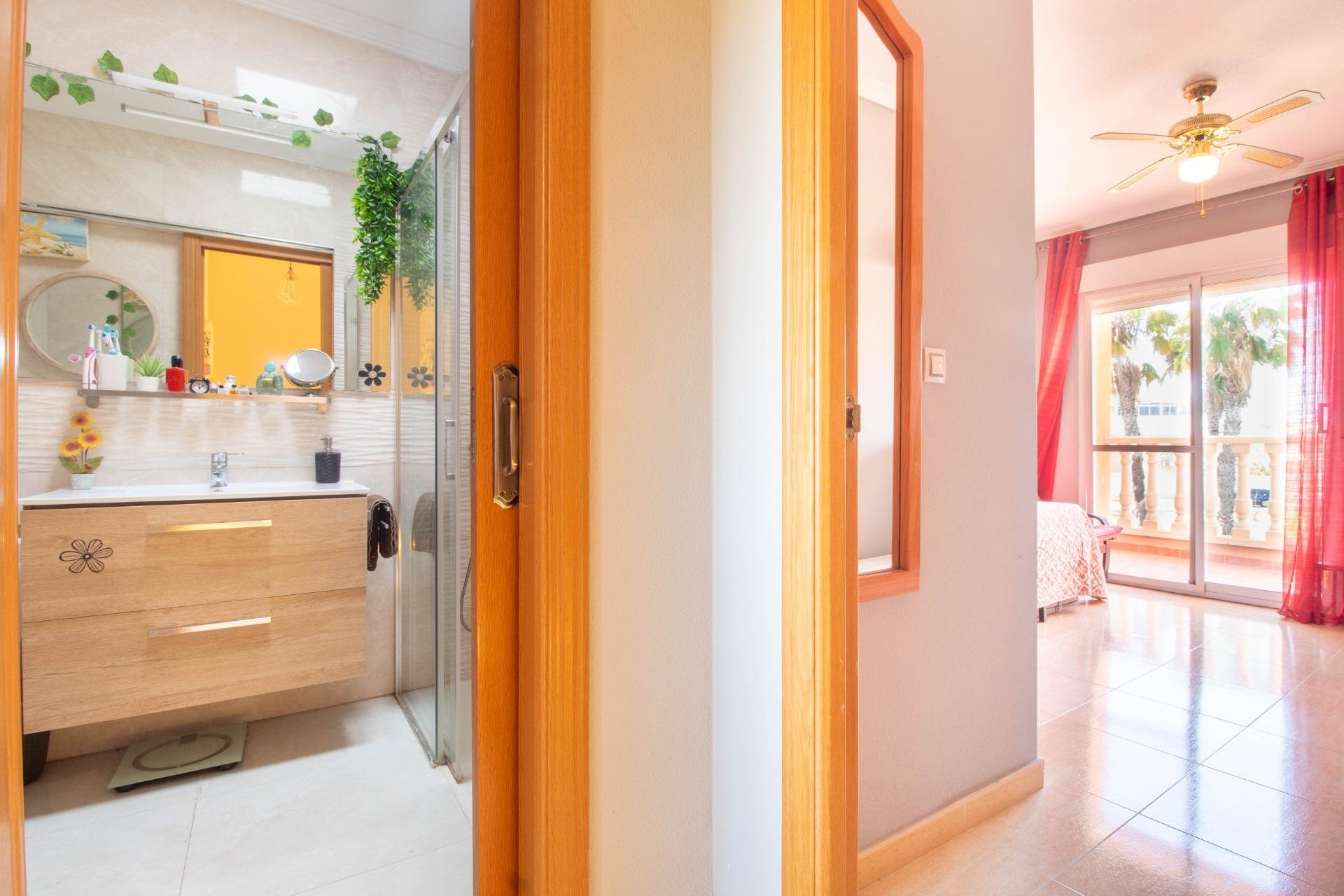 Återförsäljning - Apartment -
Torrevieja - La Siesta - El Salado - Torreta