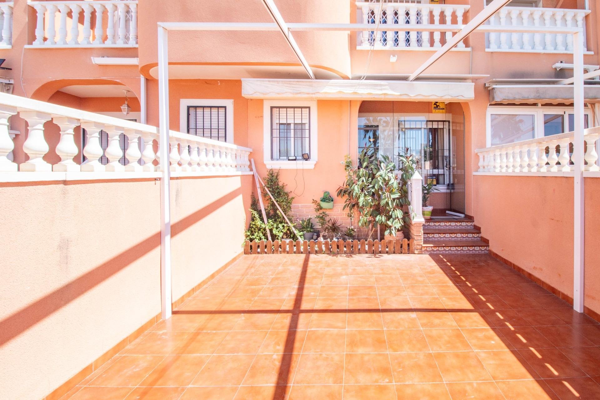 Återförsäljning - Apartment -
Torrevieja - La Siesta - El Salado - Torreta