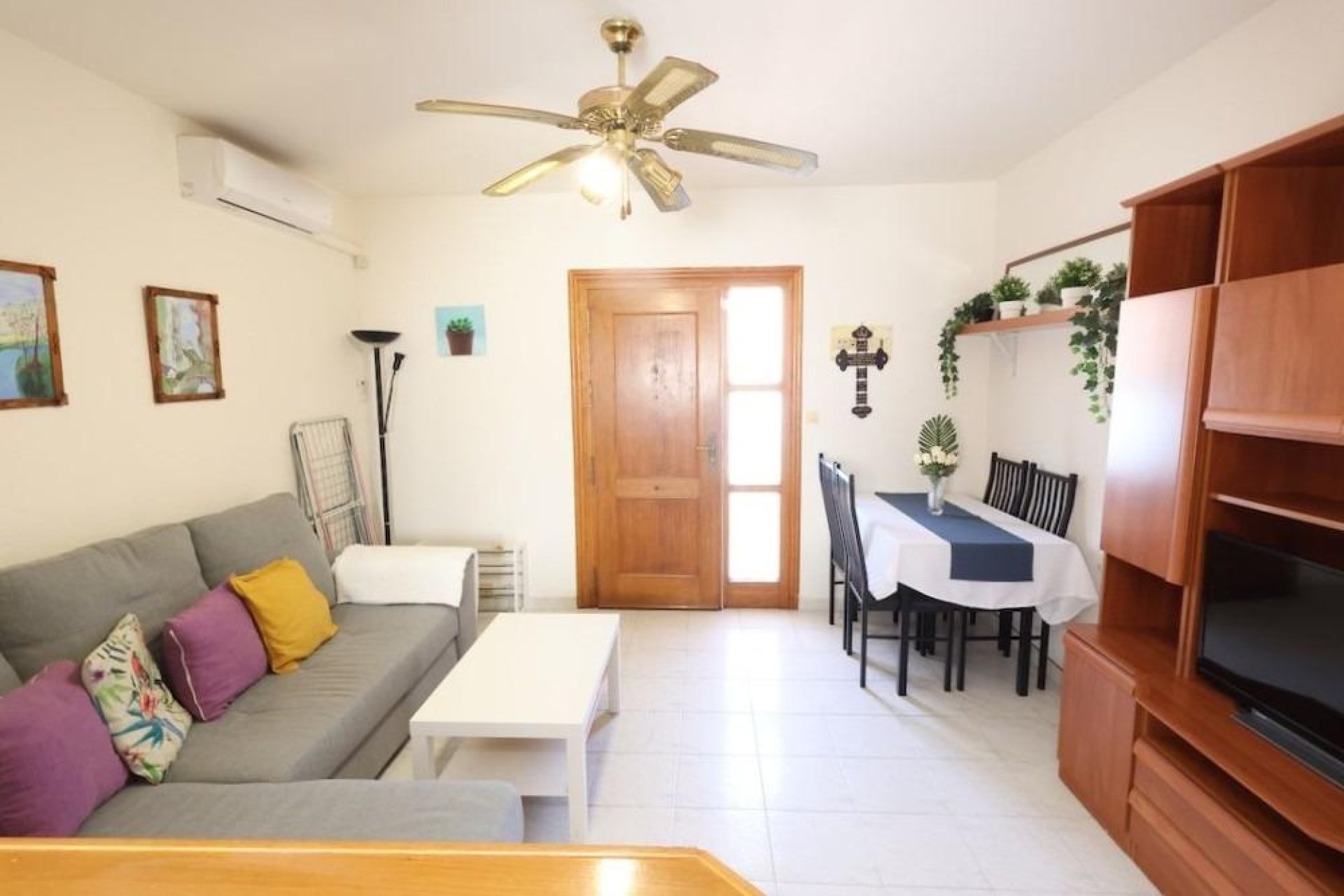Återförsäljning - Apartment -
Torrevieja - La Siesta - El Salado - Torreta