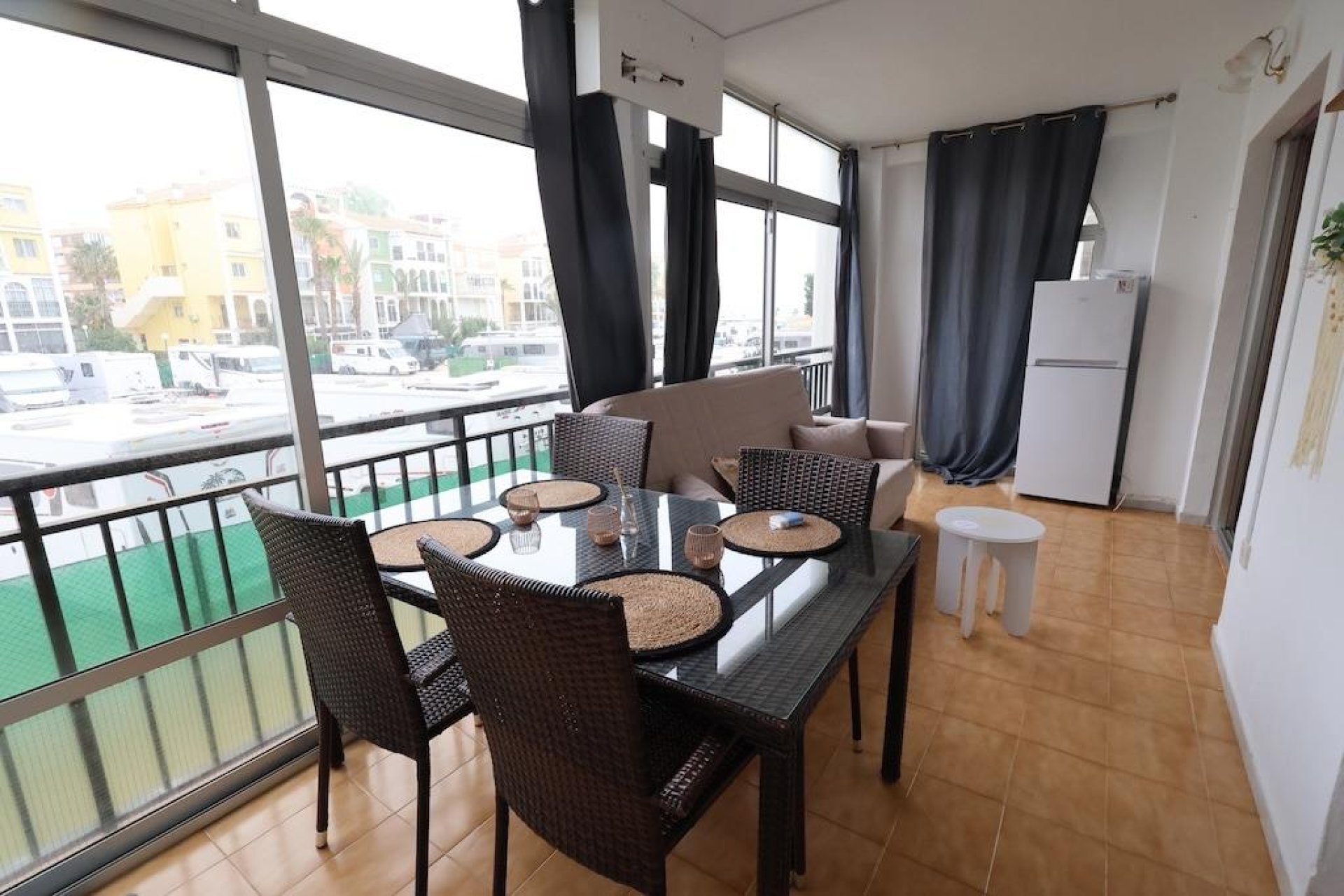 Återförsäljning - Apartment -
Torrevieja - La Veleta
