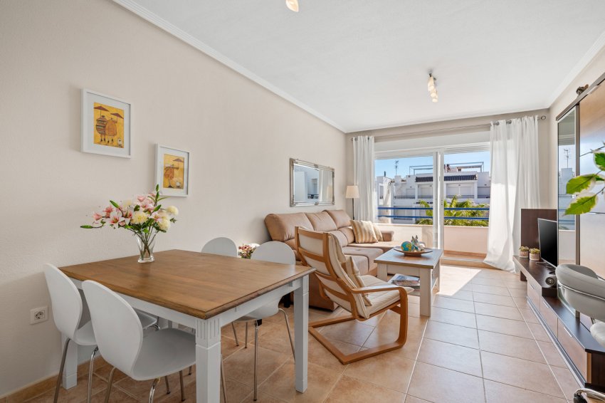 Återförsäljning - Apartment -
Torrevieja - La Veleta