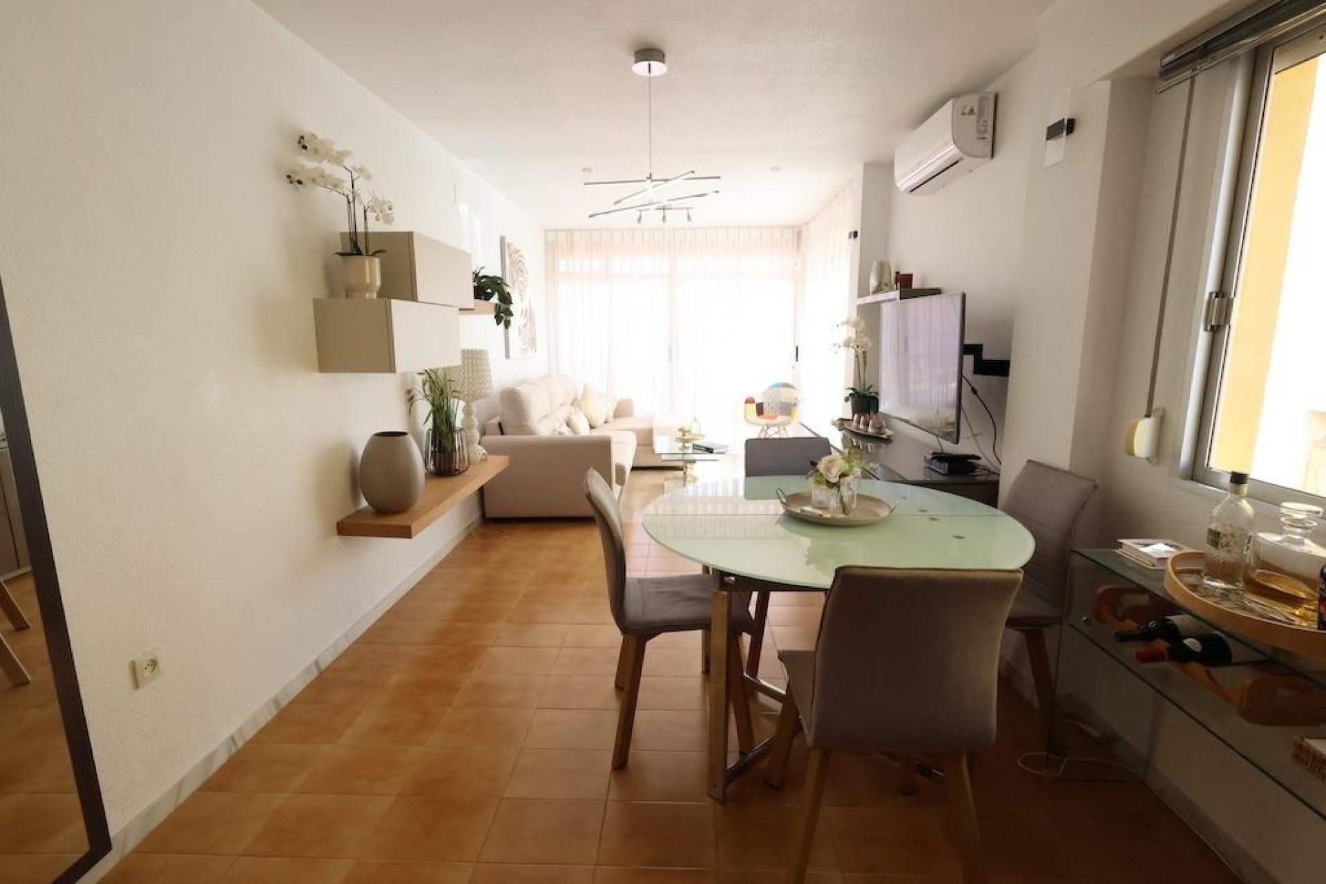 Återförsäljning - Apartment -
Torrevieja - La Veleta