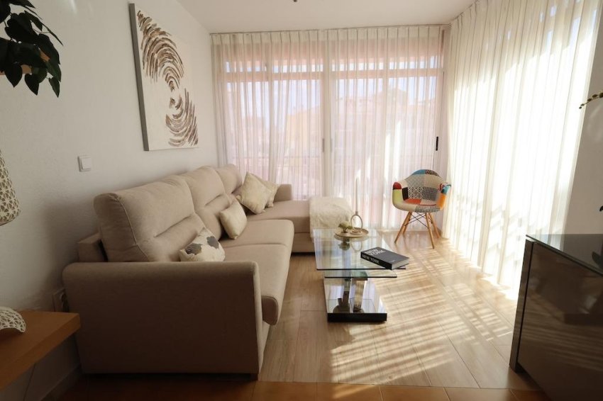 Återförsäljning - Apartment -
Torrevieja - La Veleta