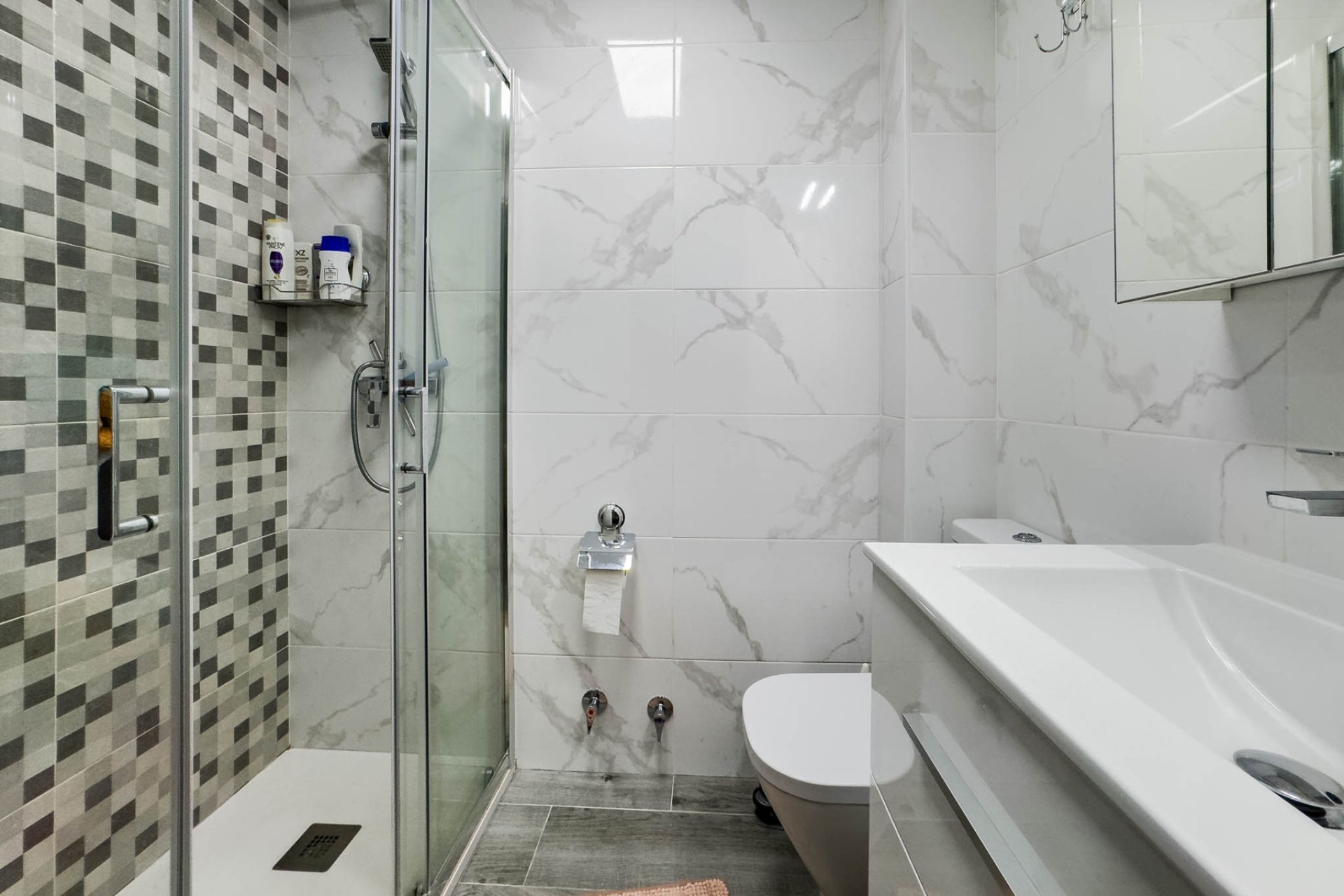 Återförsäljning - Apartment -
Torrevieja - Lago jardin