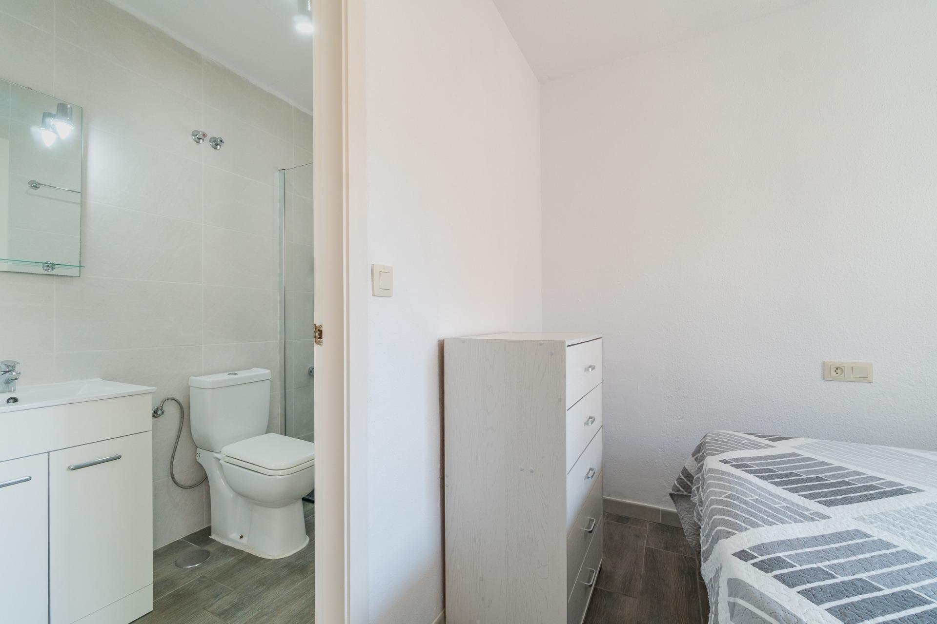 Återförsäljning - Apartment -
Torrevieja - Los balcones