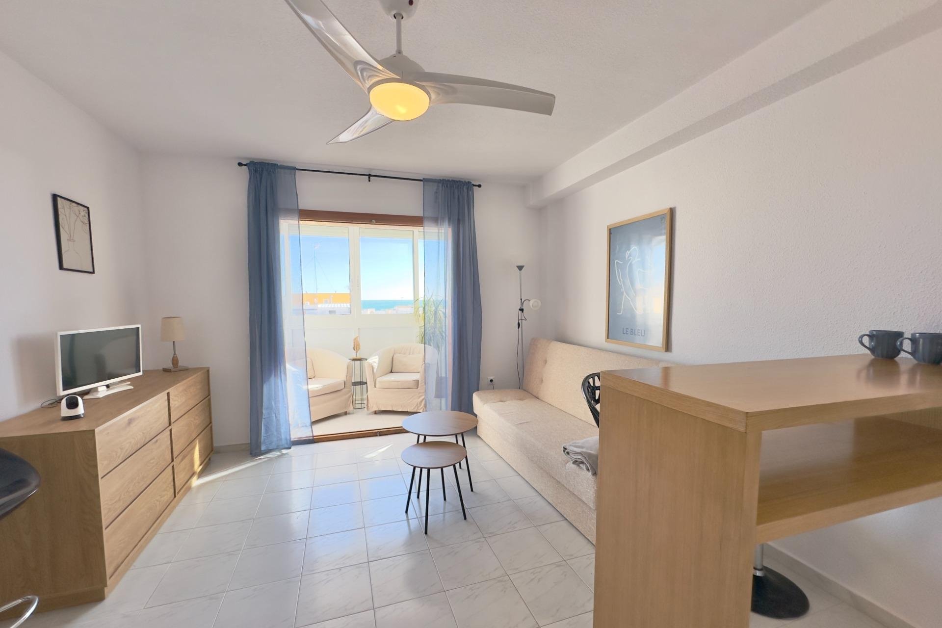 Återförsäljning - Apartment -
Torrevieja - Los Europeos