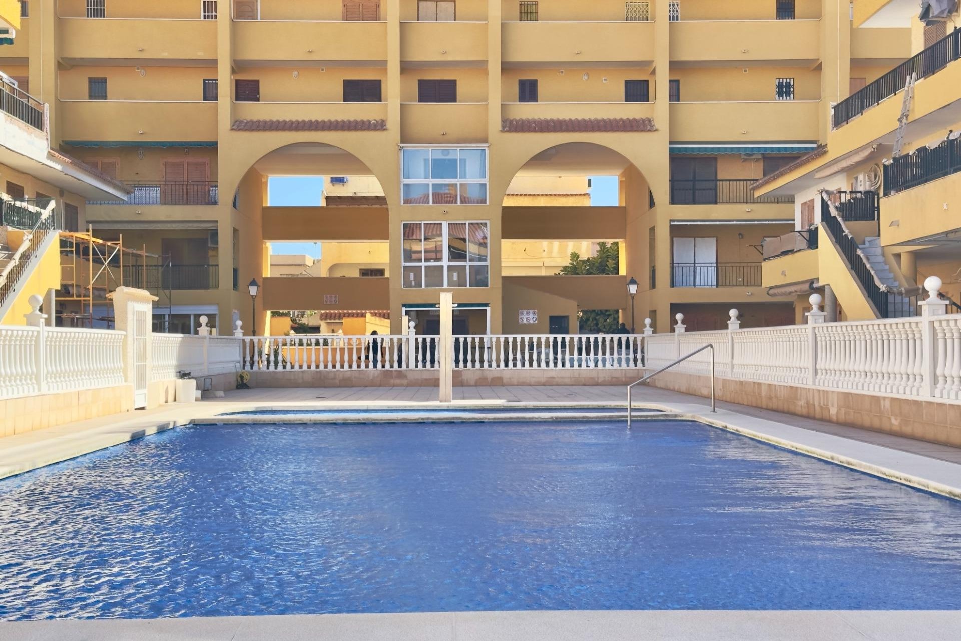 Återförsäljning - Apartment -
Torrevieja - Los Europeos