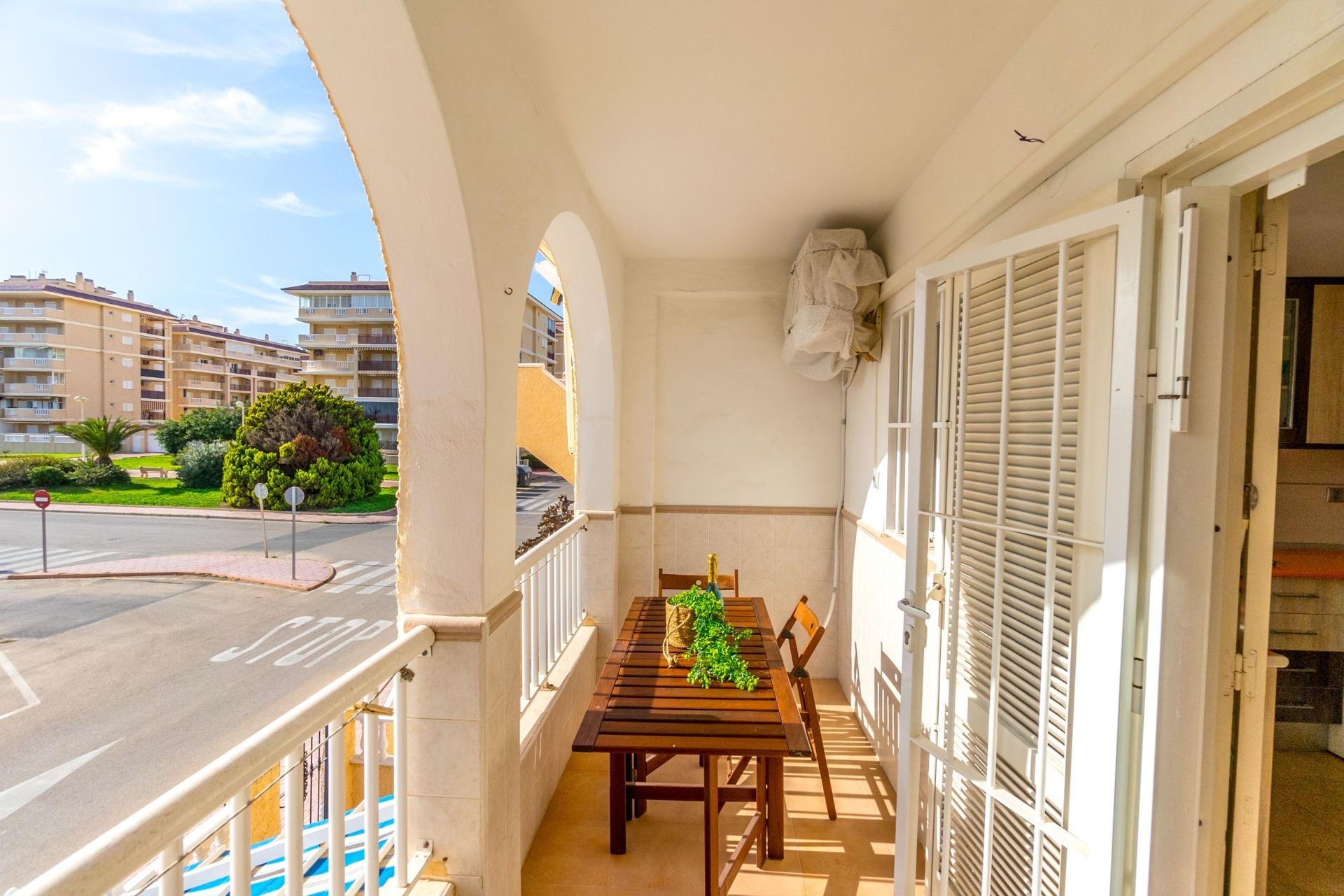 Återförsäljning - Apartment -
Torrevieja - Los Europeos