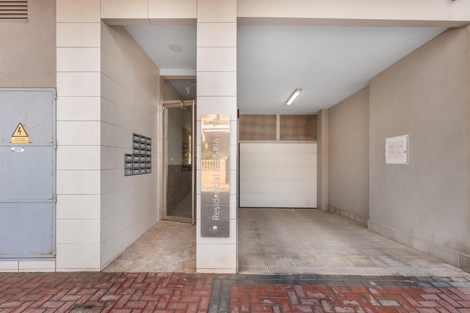 Återförsäljning - Apartment -
Torrevieja - Los Frutales