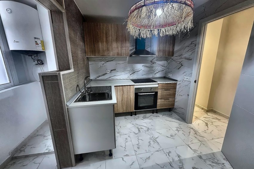 Återförsäljning - Apartment -
Torrevieja - Muelle Pesquero