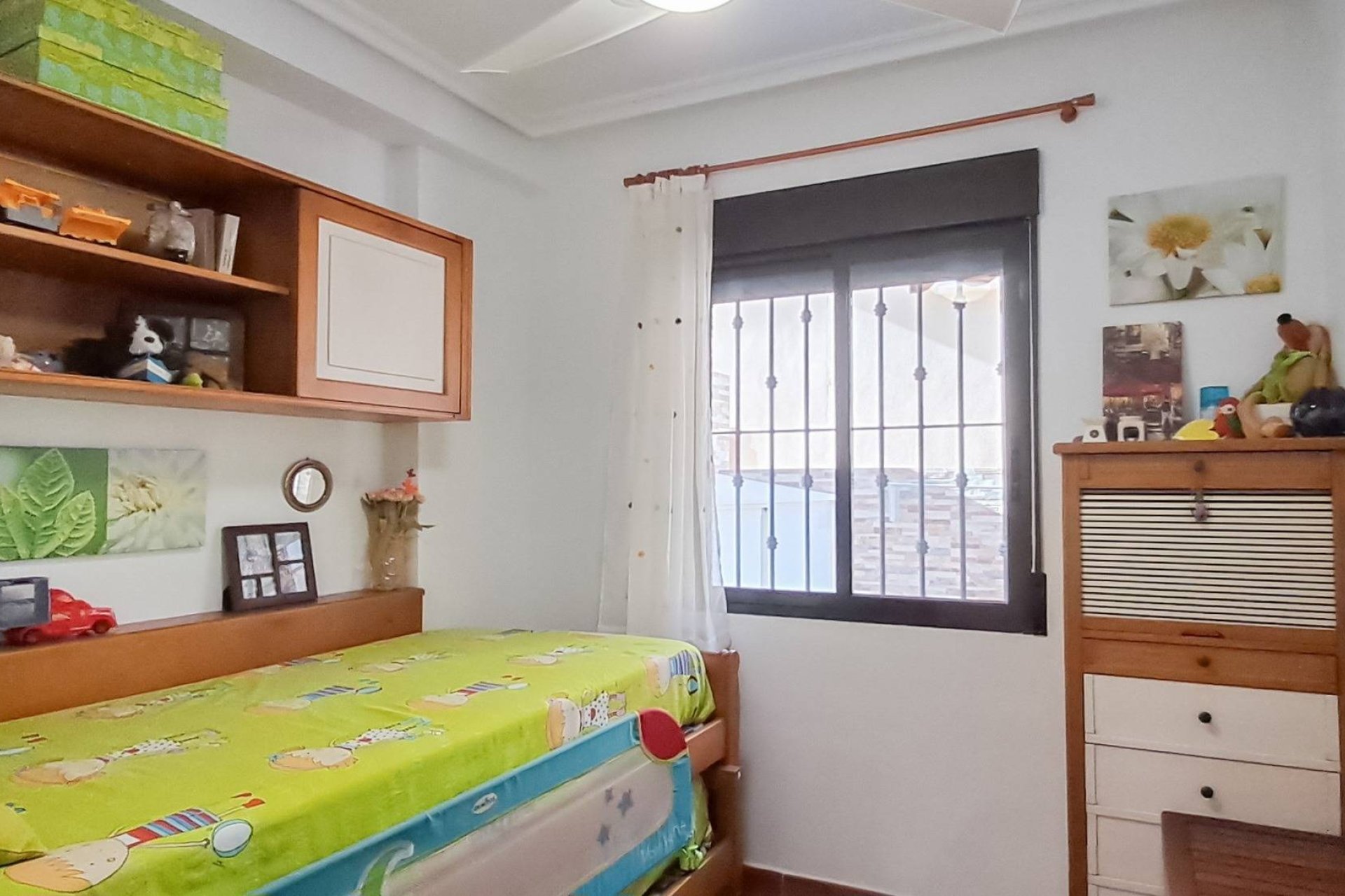 Återförsäljning - Apartment -
Torrevieja - Parque Acuático - Sector 25