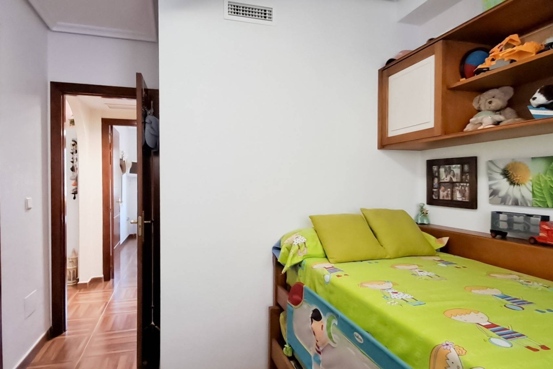 Återförsäljning - Apartment -
Torrevieja - Parque Acuático - Sector 25