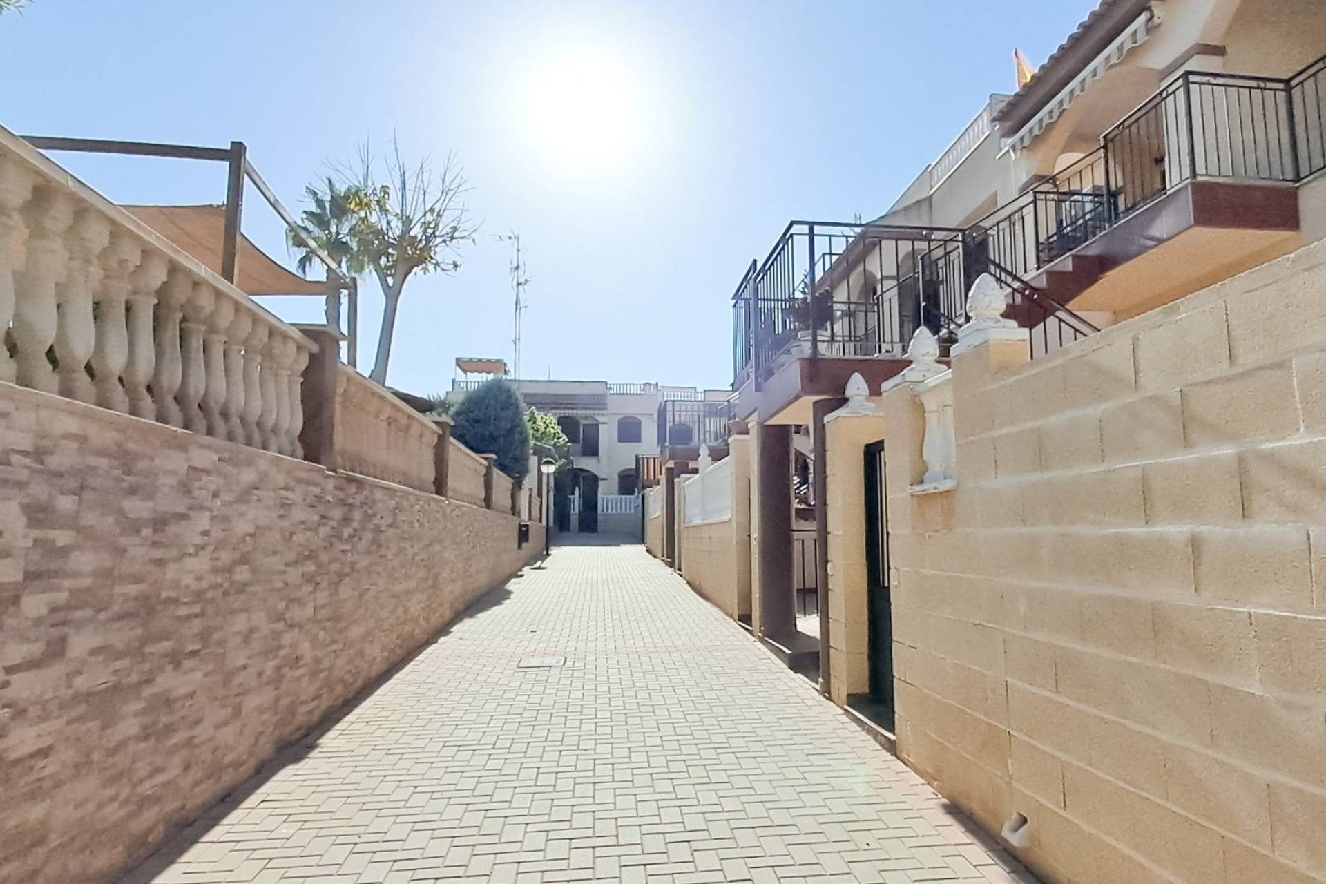 Återförsäljning - Apartment -
Torrevieja - Parque Acuático - Sector 25