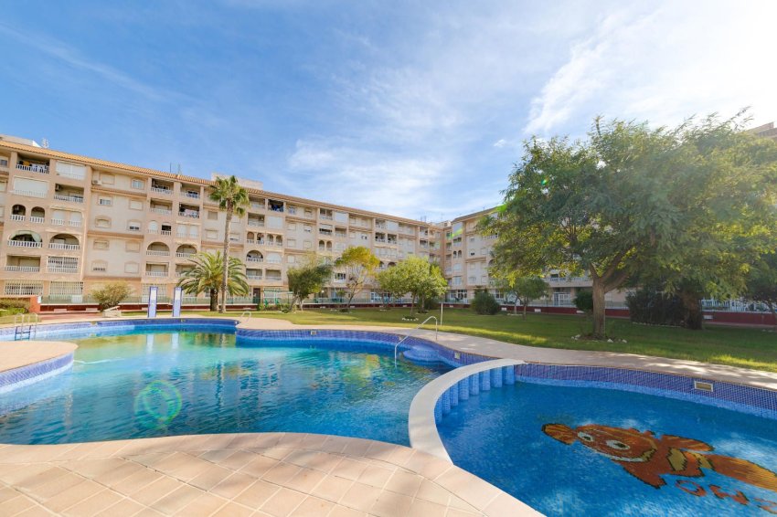 Återförsäljning - Apartment -
Torrevieja - Parque las naciones