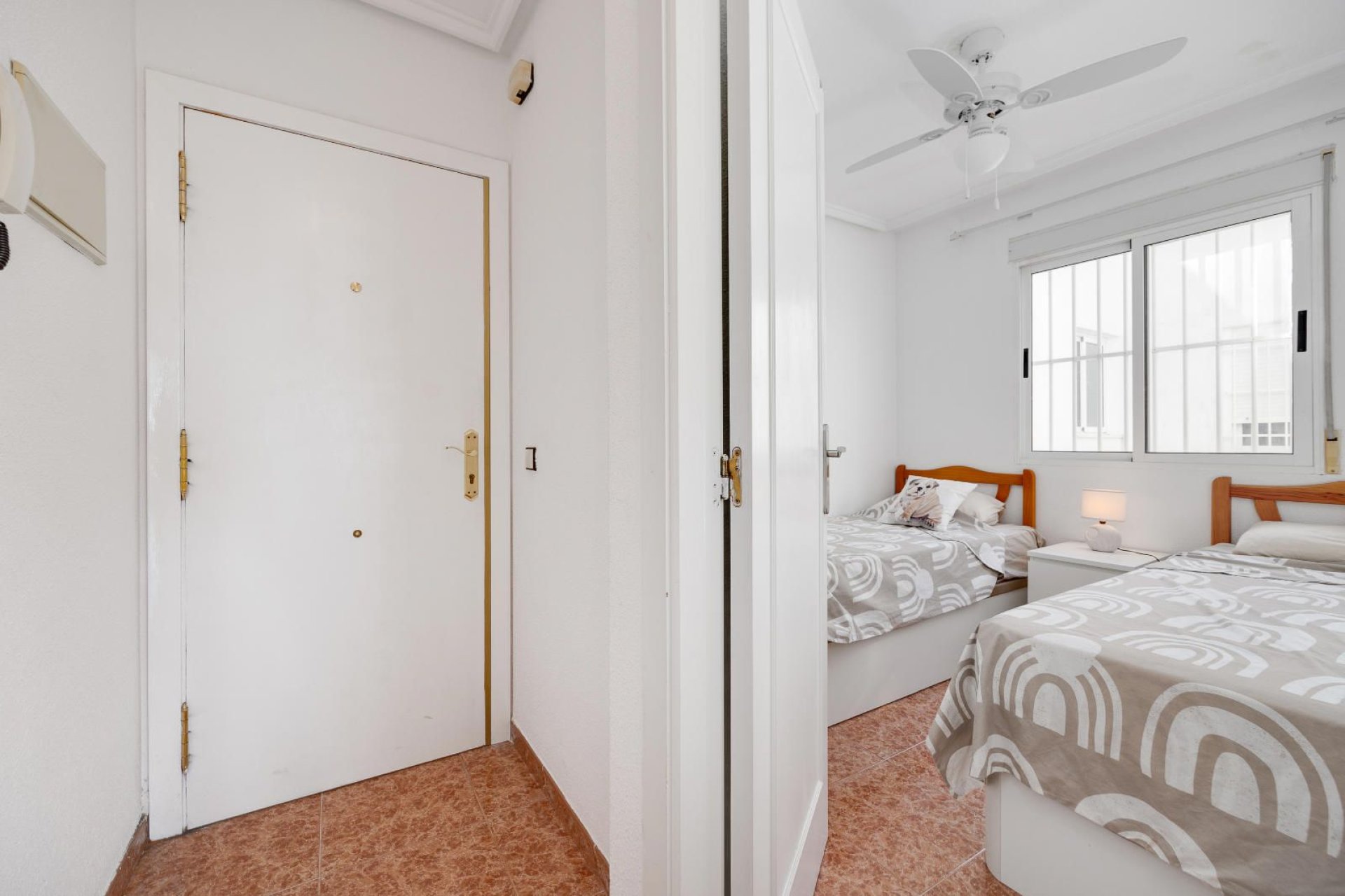 Återförsäljning - Apartment -
Torrevieja - Parque las naciones