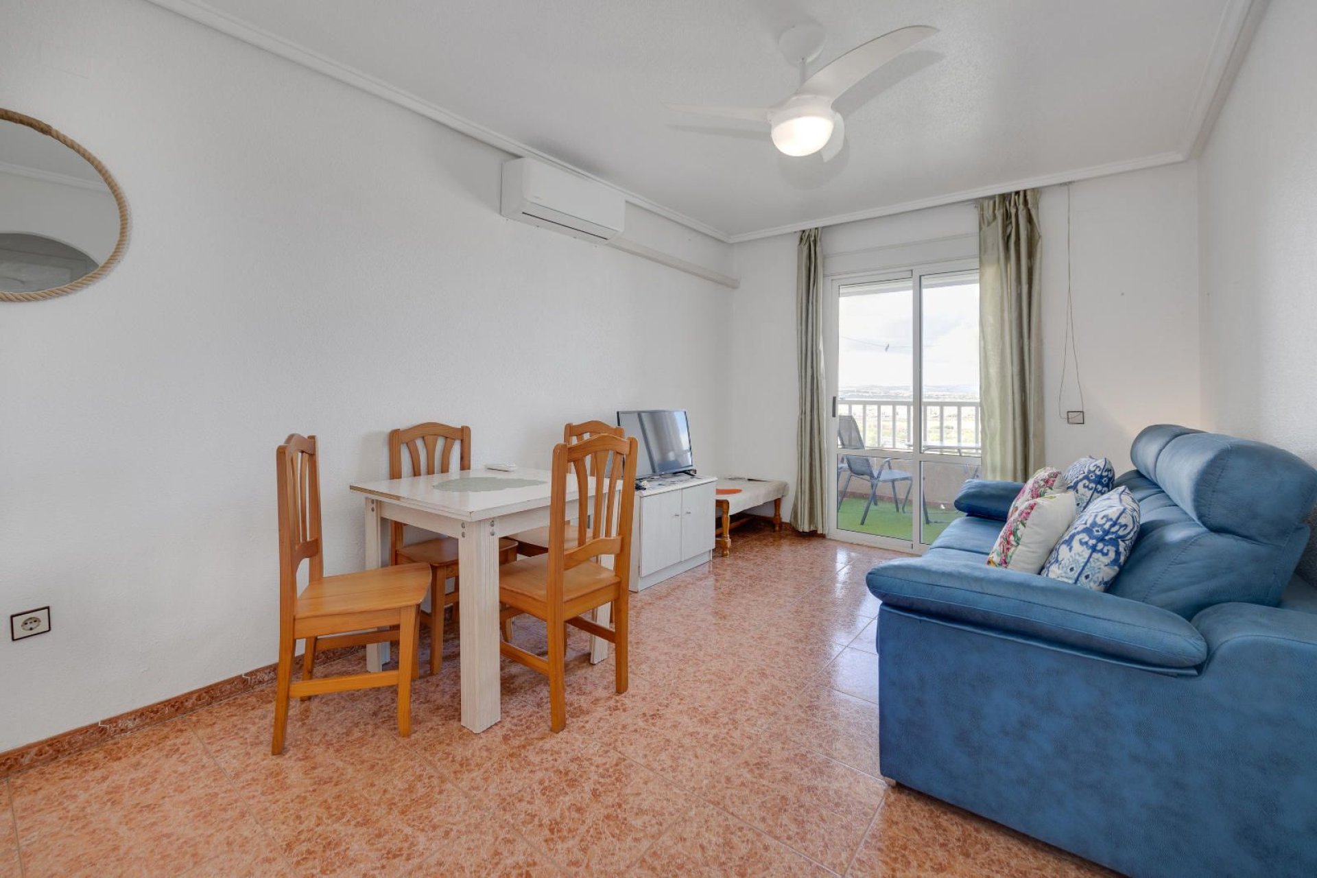 Återförsäljning - Apartment -
Torrevieja - Parque las naciones