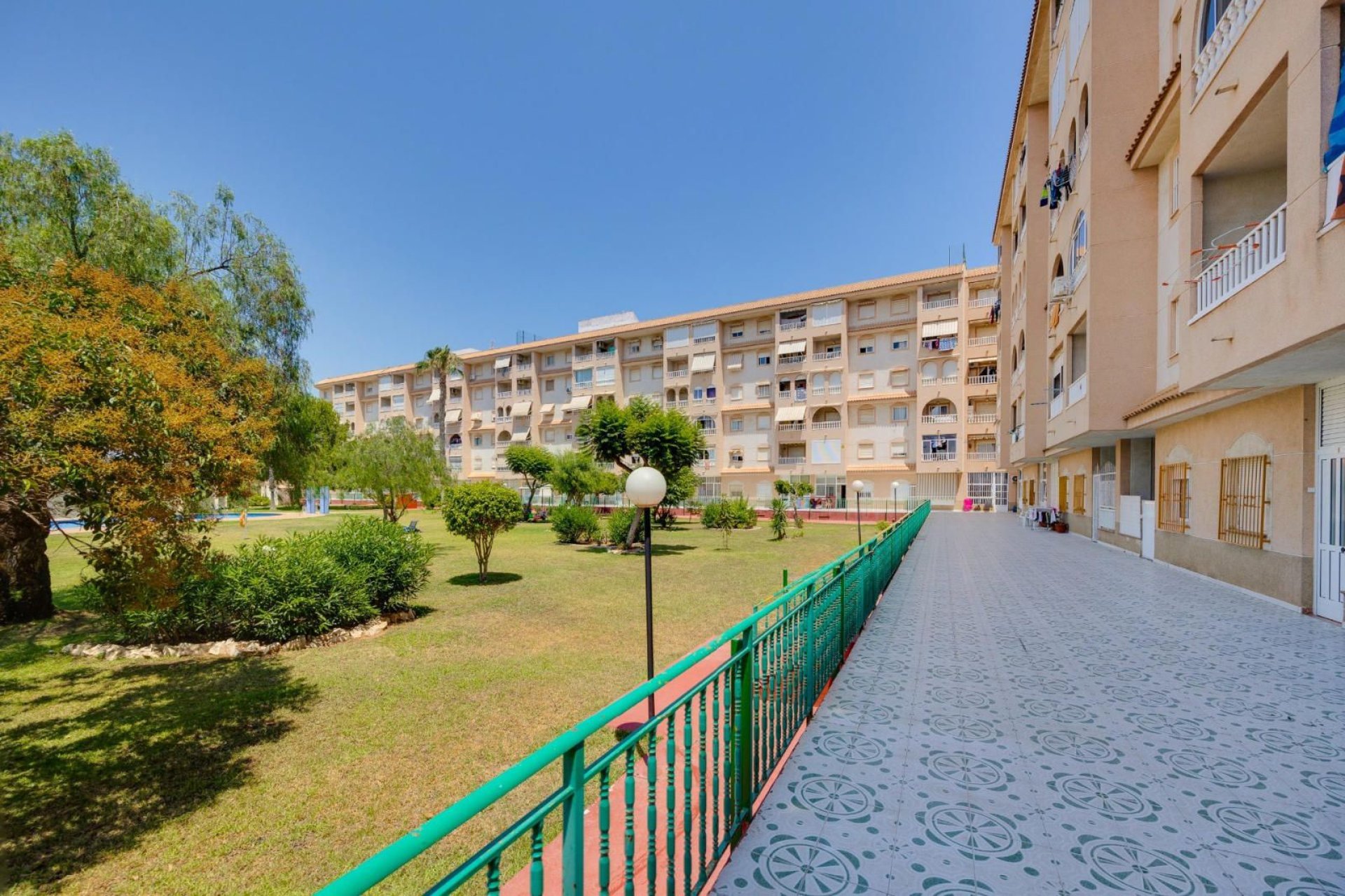 Återförsäljning - Apartment -
Torrevieja - Parque las naciones