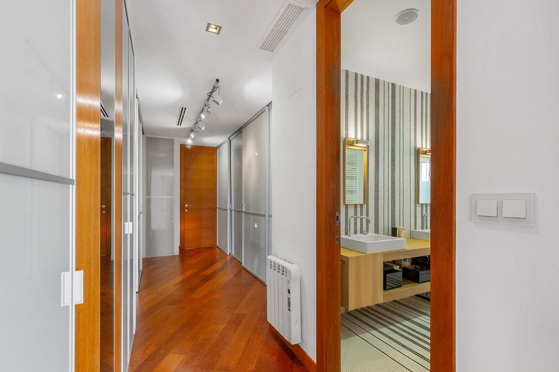 Återförsäljning - Apartment -
Torrevieja - Paseo maritimo