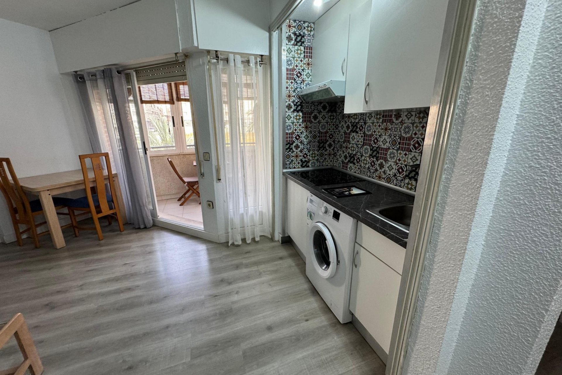 Återförsäljning - Apartment -
Torrevieja - Playa de Los Locos-Curva del Palangre