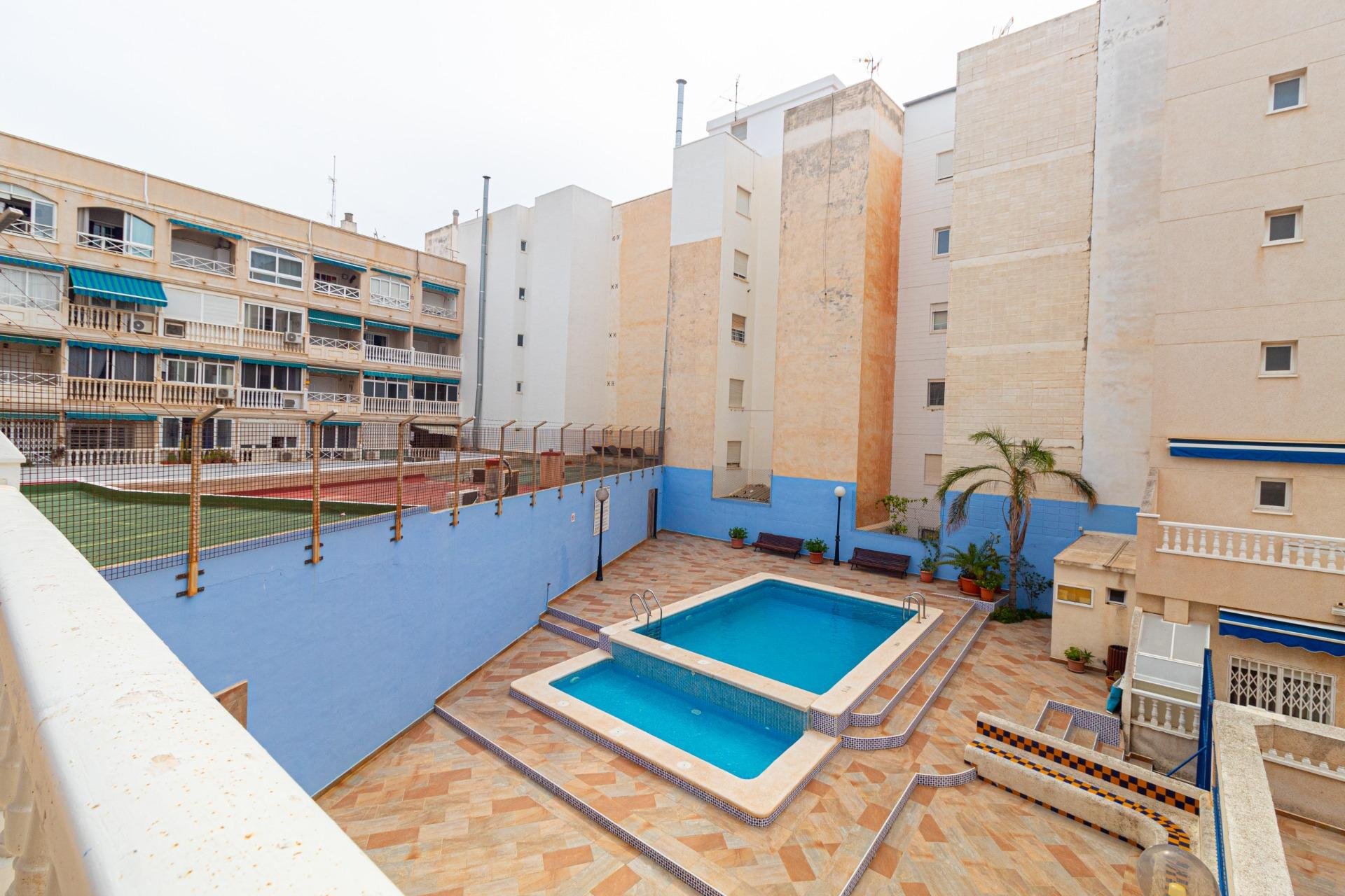 Återförsäljning - Apartment -
Torrevieja - Playa de los locos
