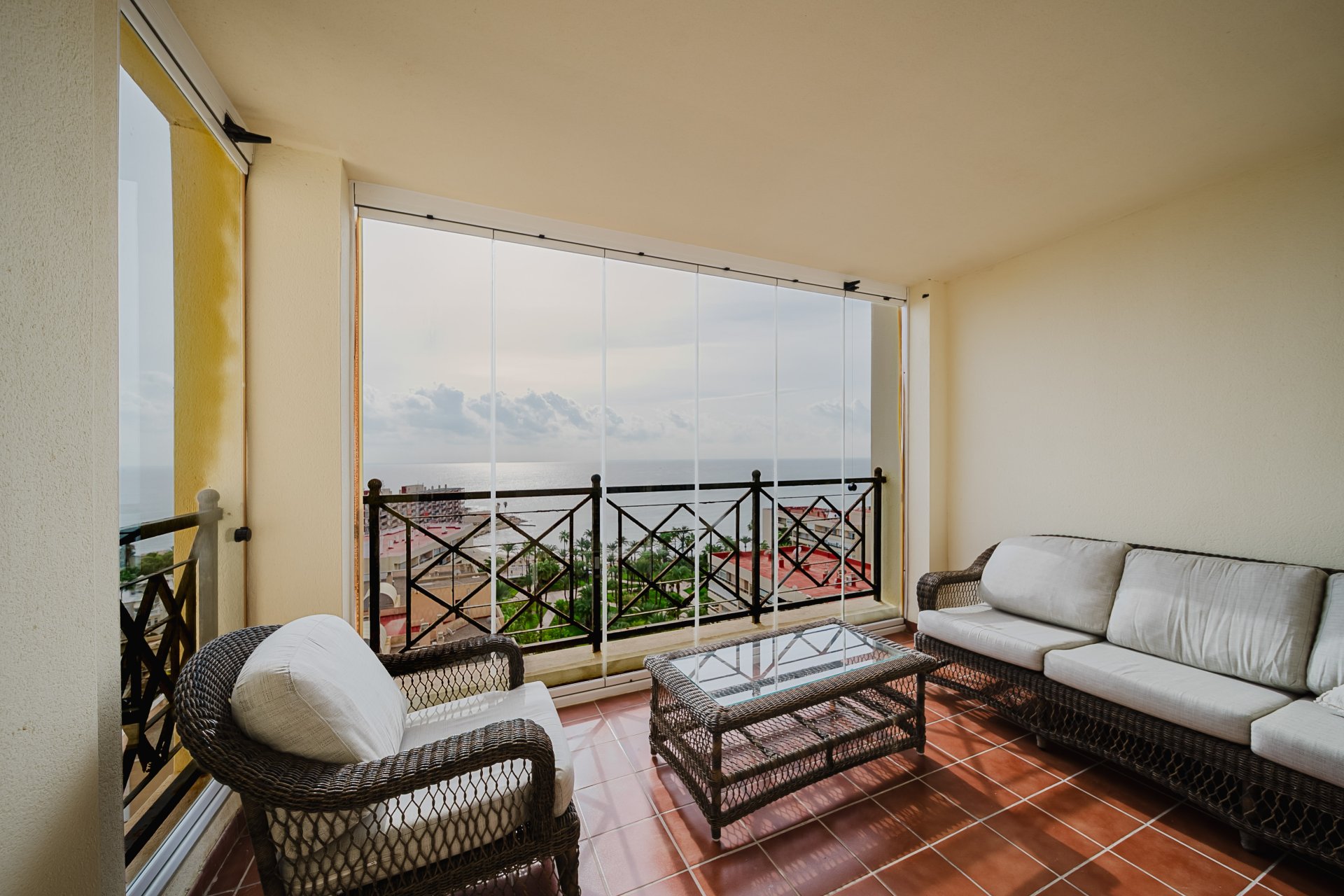 Återförsäljning - Apartment -
Torrevieja - Playa de los locos