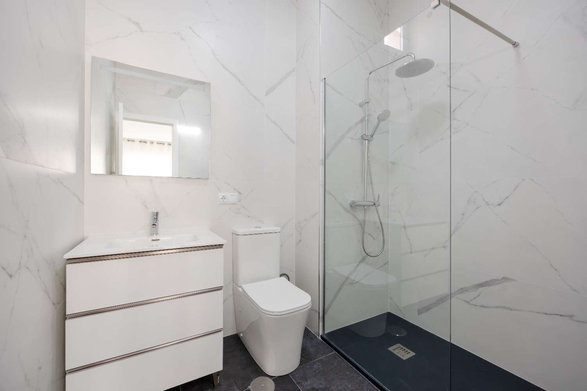 Återförsäljning - Apartment -
Torrevieja - Playa de los Locos