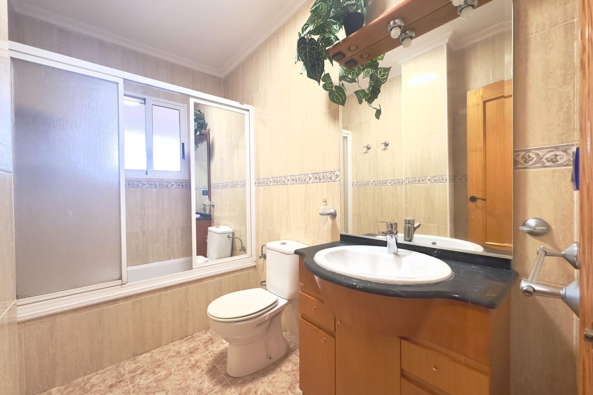 Återförsäljning - Apartment -
Torrevieja - Playa de los locos